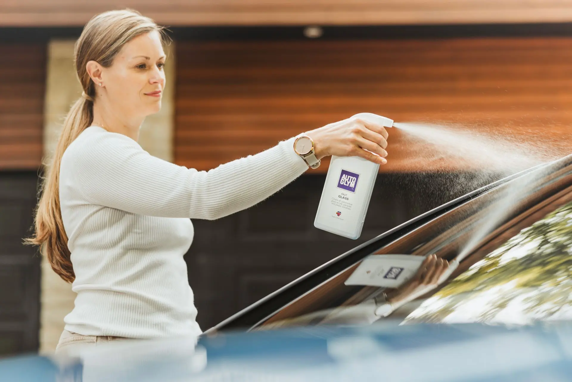 Car Washing Offers UK Mums a Moment of Weekend Calm