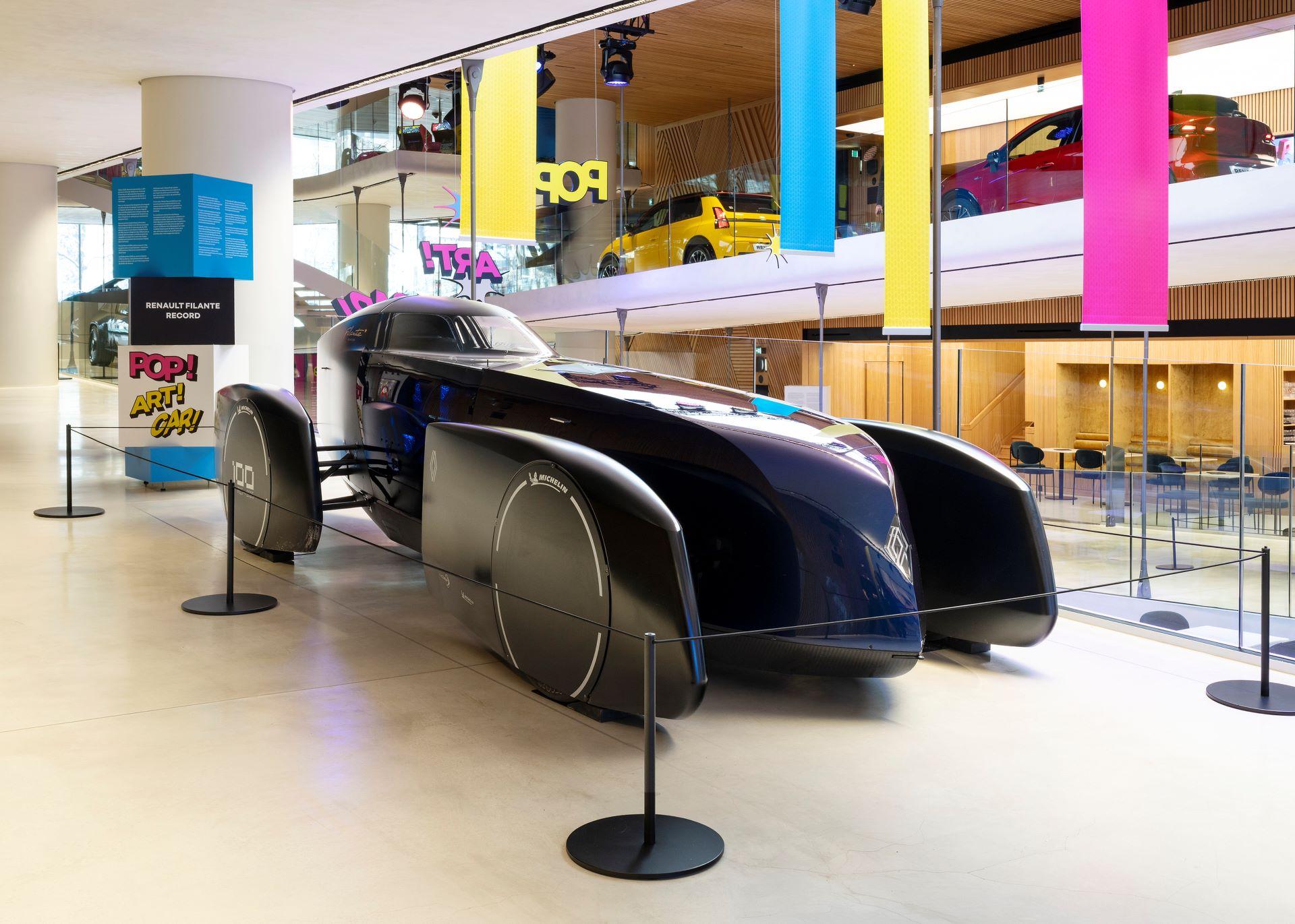 Pop Art Car Exhibition at Défilé Renault® Unites Art & Cars