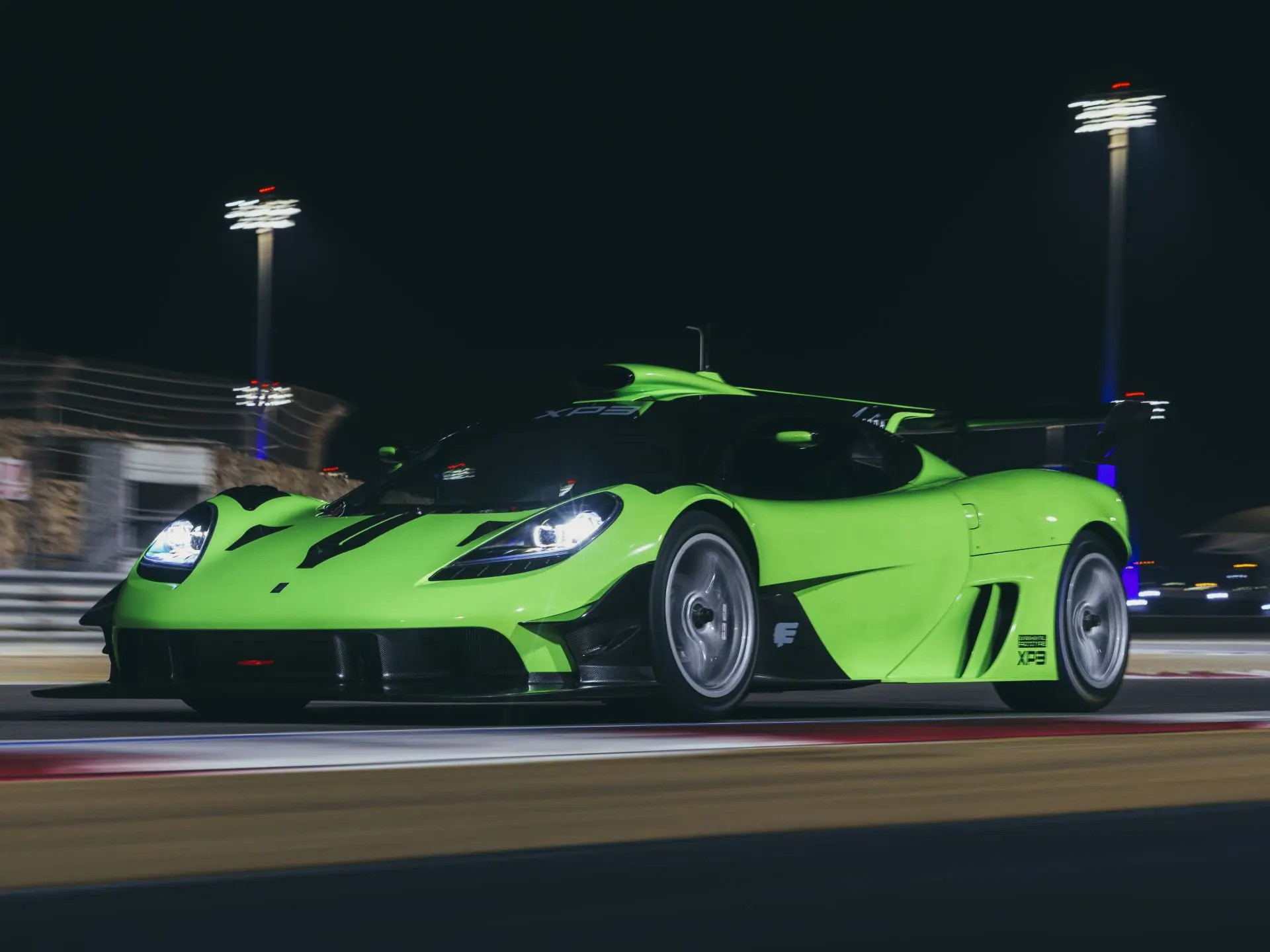 t-50s-niki-lauda-passes-final-test-with-gt3-beating-lap