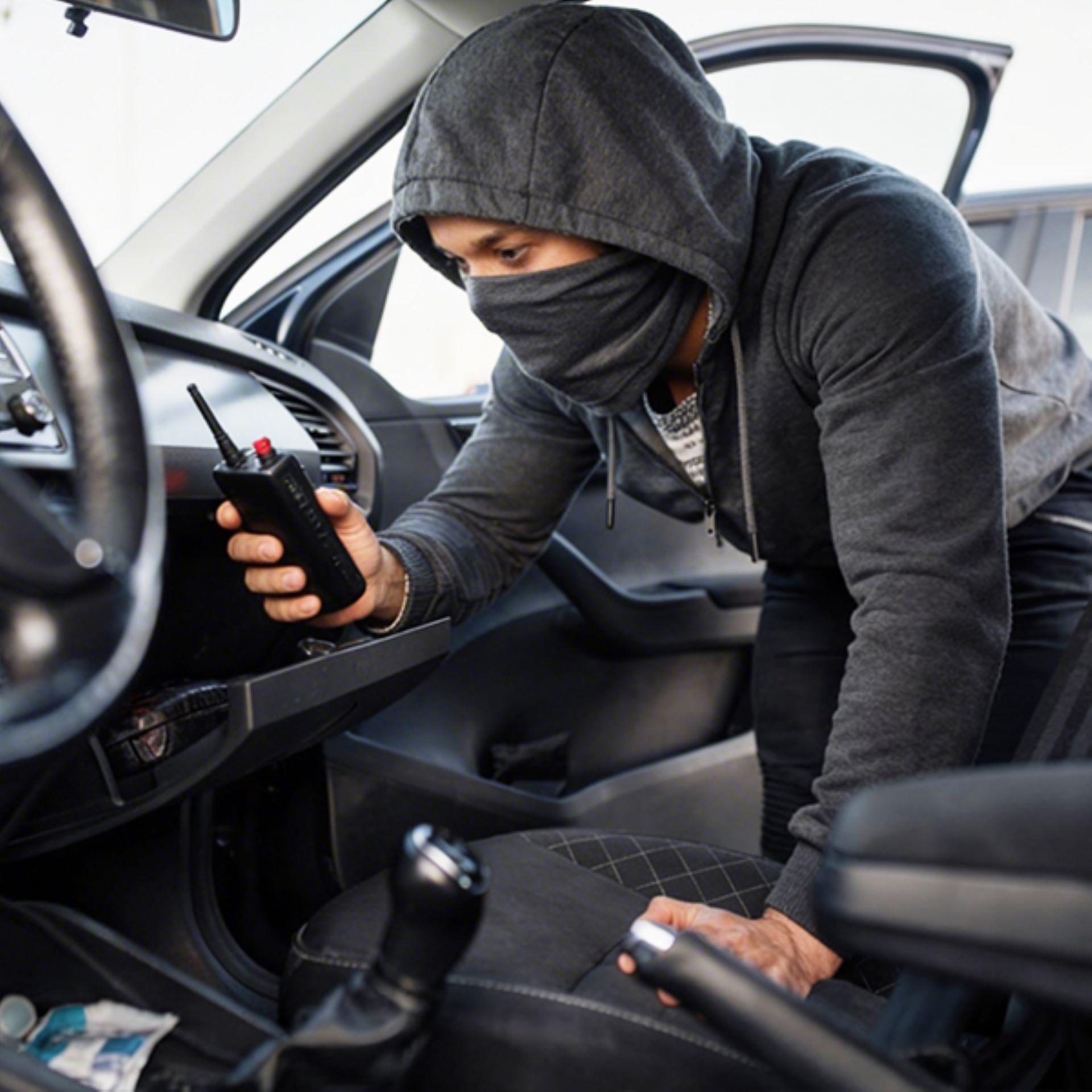 Why GPS Trackers Alone Can’t Stop Vehicle Theft
