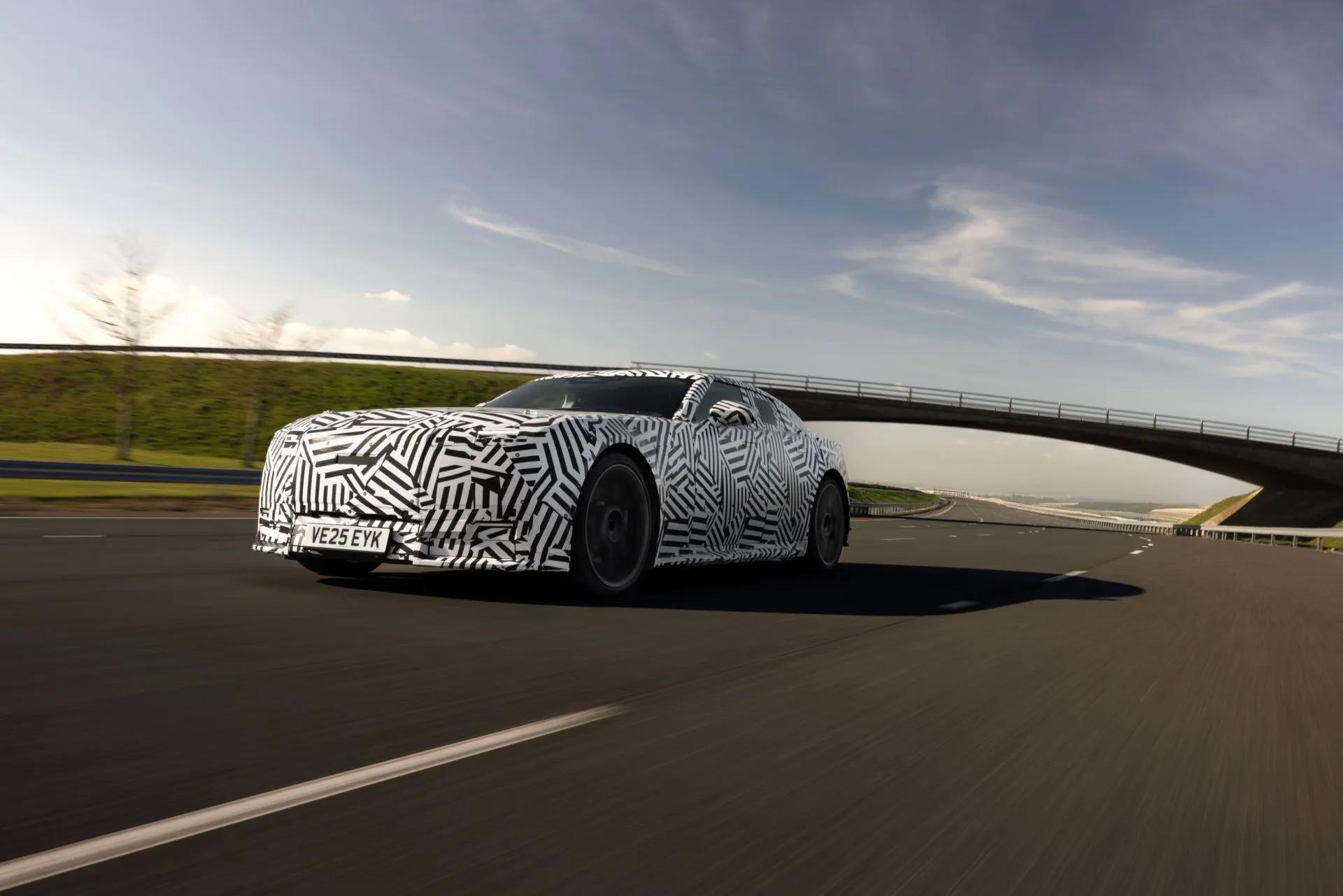 Jaguar reimagines luxury gt iconic heritage