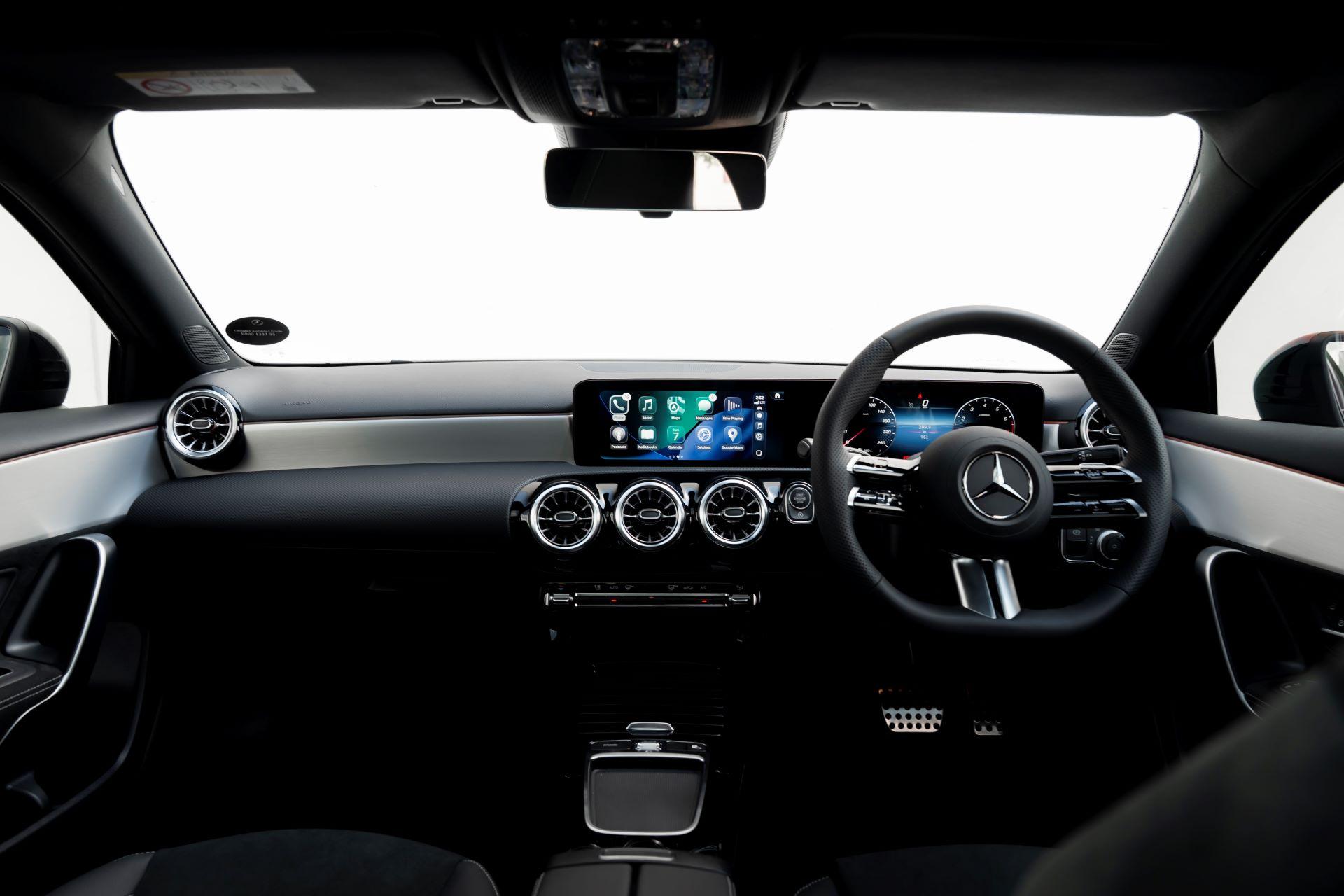 Mercedes benza classnighteditionshinesindarkelegance 6