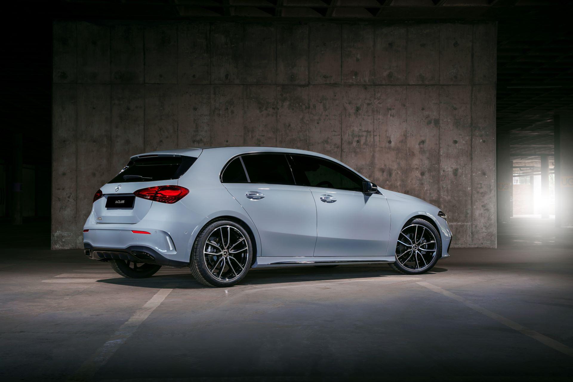 Mercedes benza classnighteditionshinesindarkelegance 1