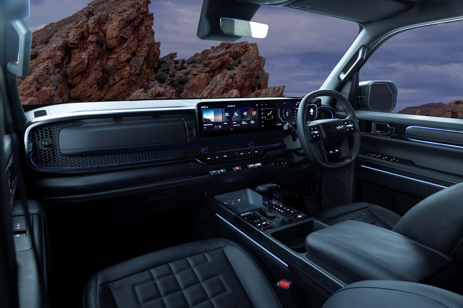 Kiatasmanarrivestoshakeupsasbakkieelite 3