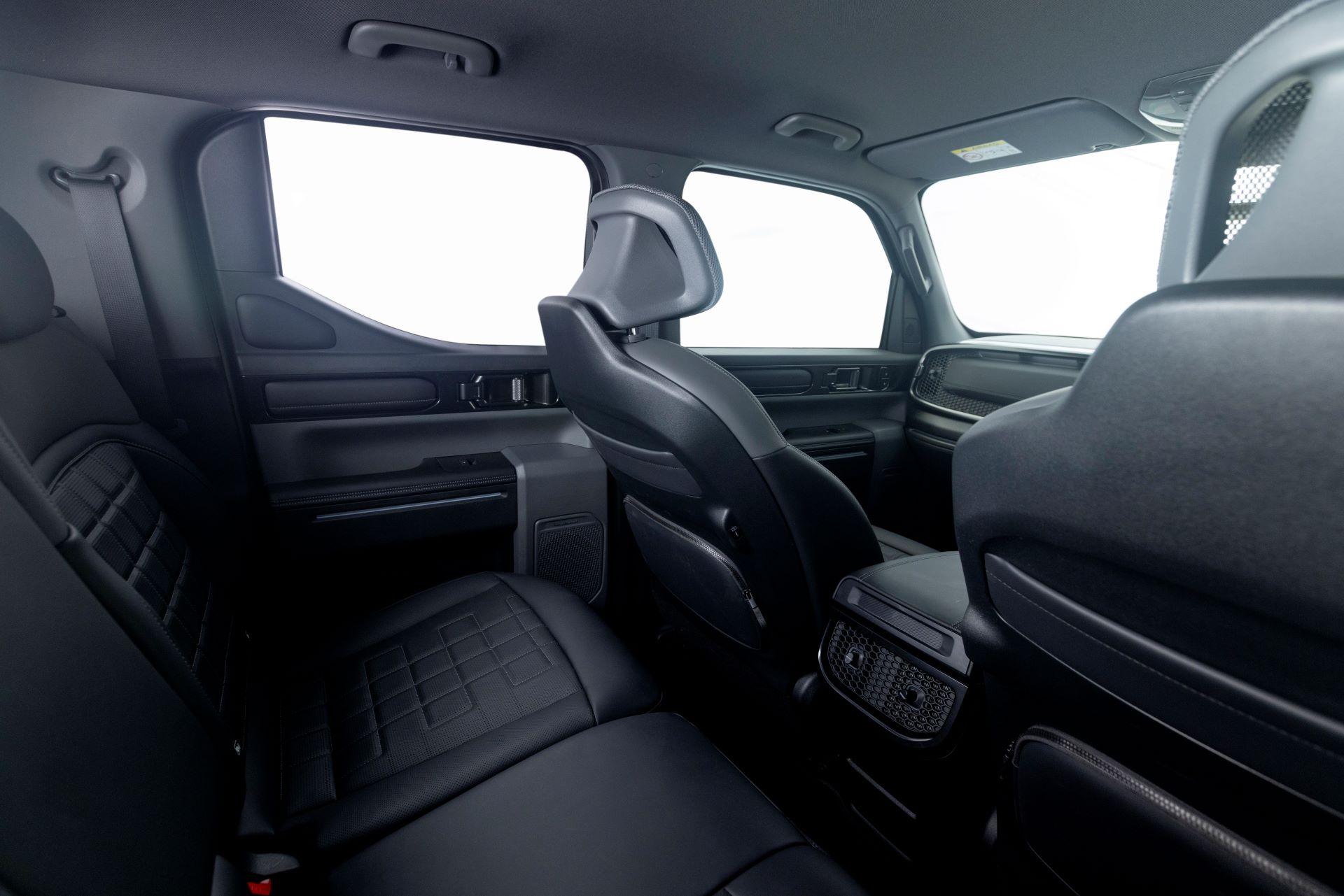 Kiatasmanarrivestoshakeupsasbakkieelite 2