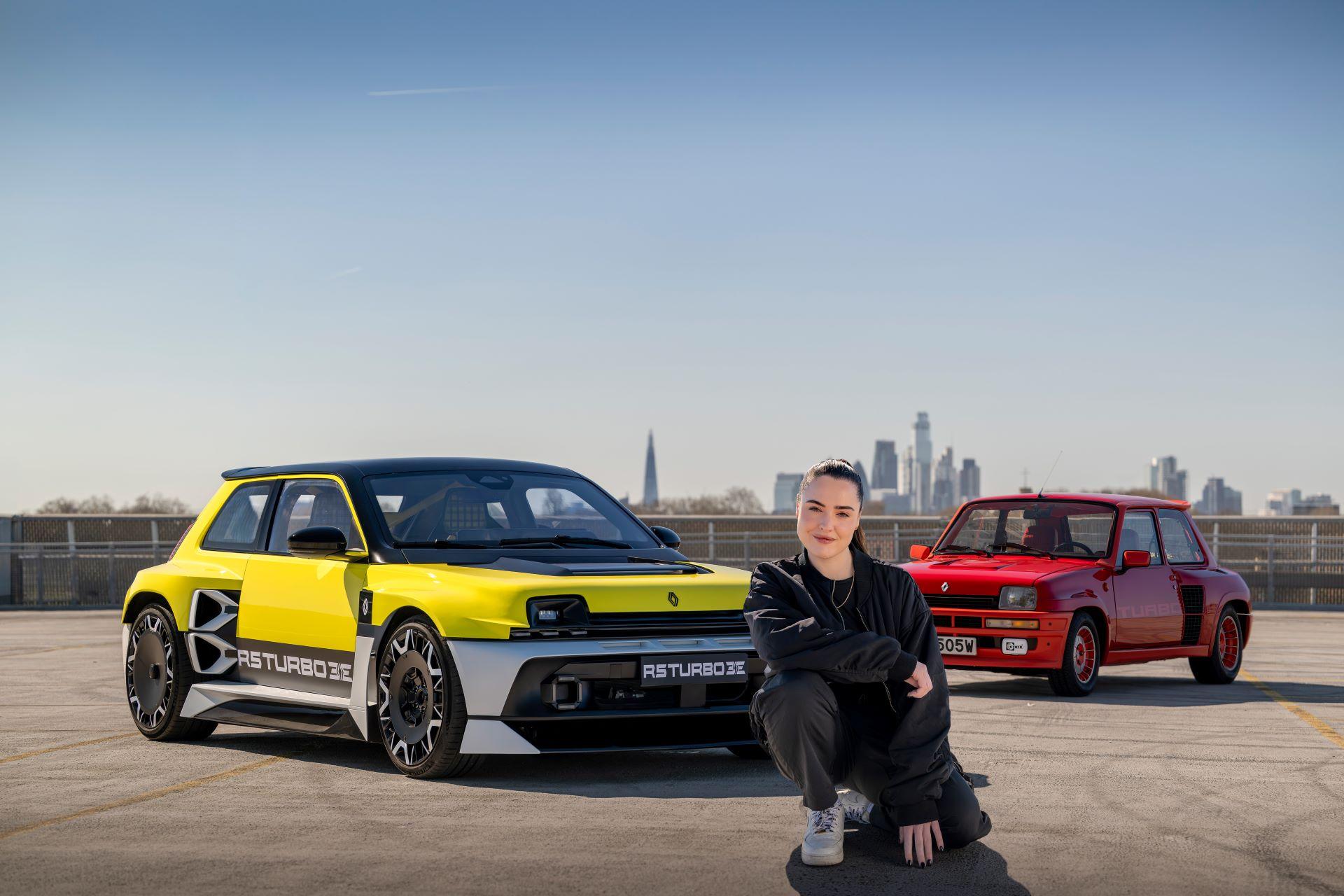 Beckyevanssetsthepaceatmaisonrenault