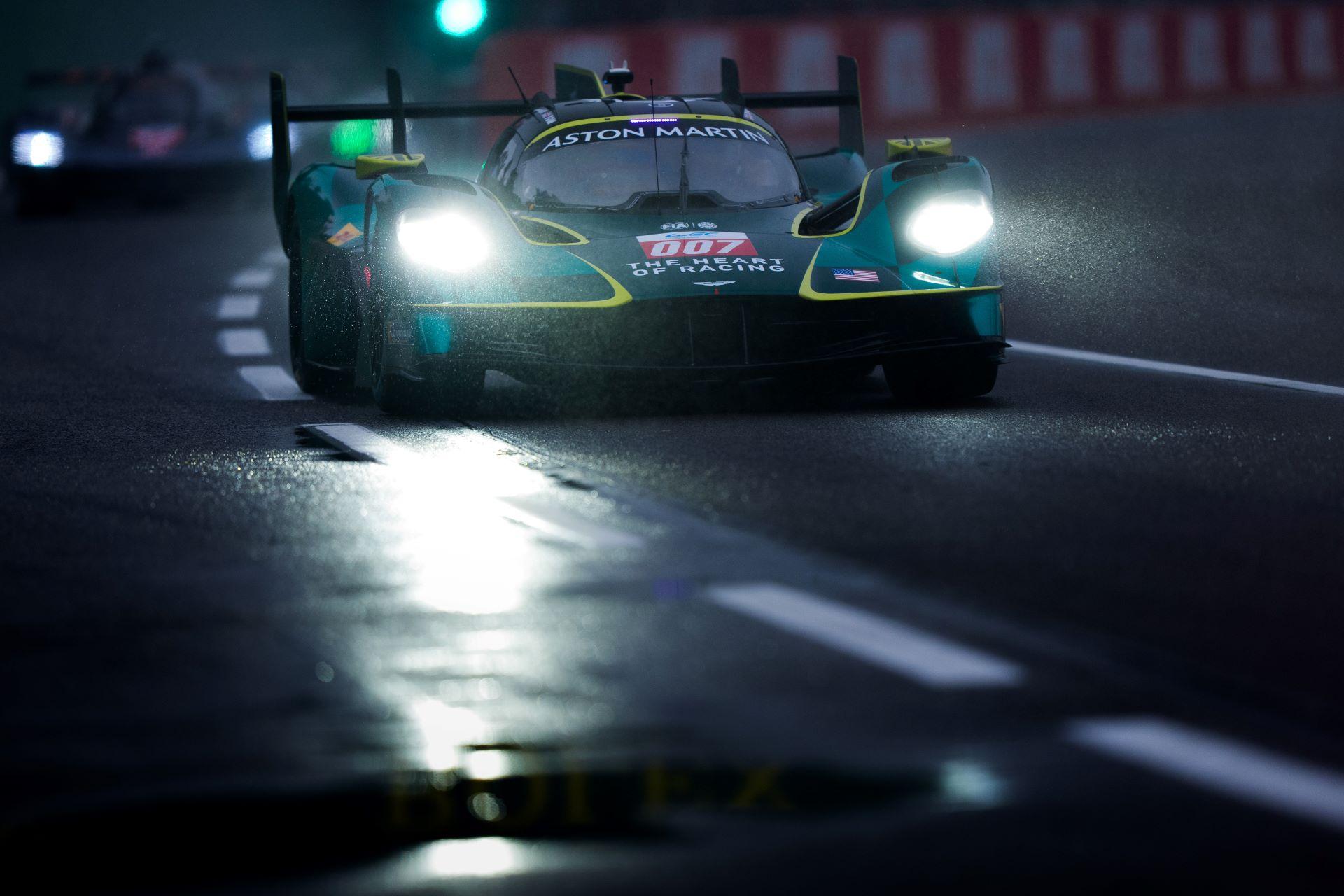 Astonmartinvalkyrieopens2026wecimsacampaign