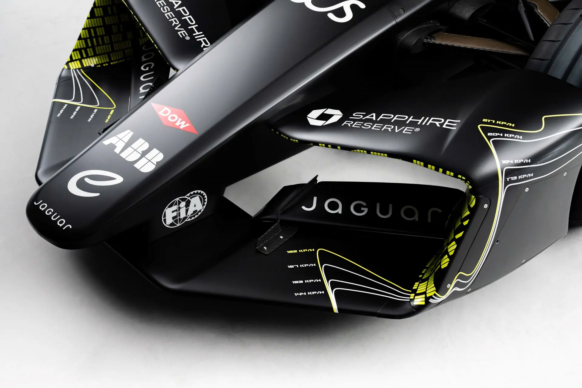 1776342124907-683604447-jaguartcsracingrevealsgen4prototypetestcarunveiled-3.jpg
