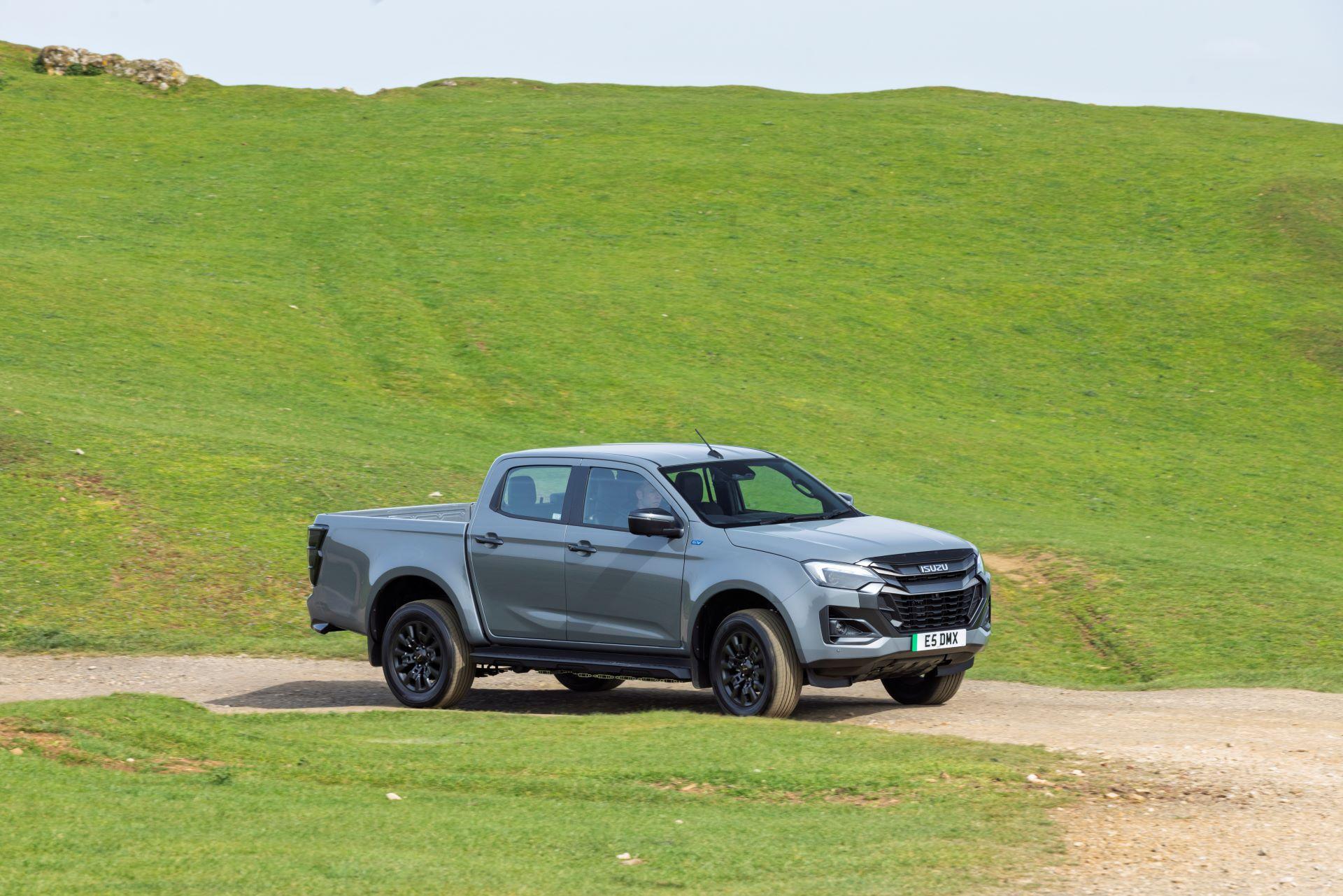 Isuzud maxevdebutsasuksfirstelectricpickup 6