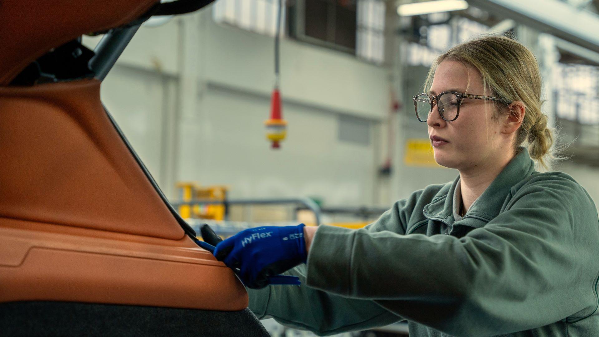 Bentleyacceleratessustainableluxurytransformation 1