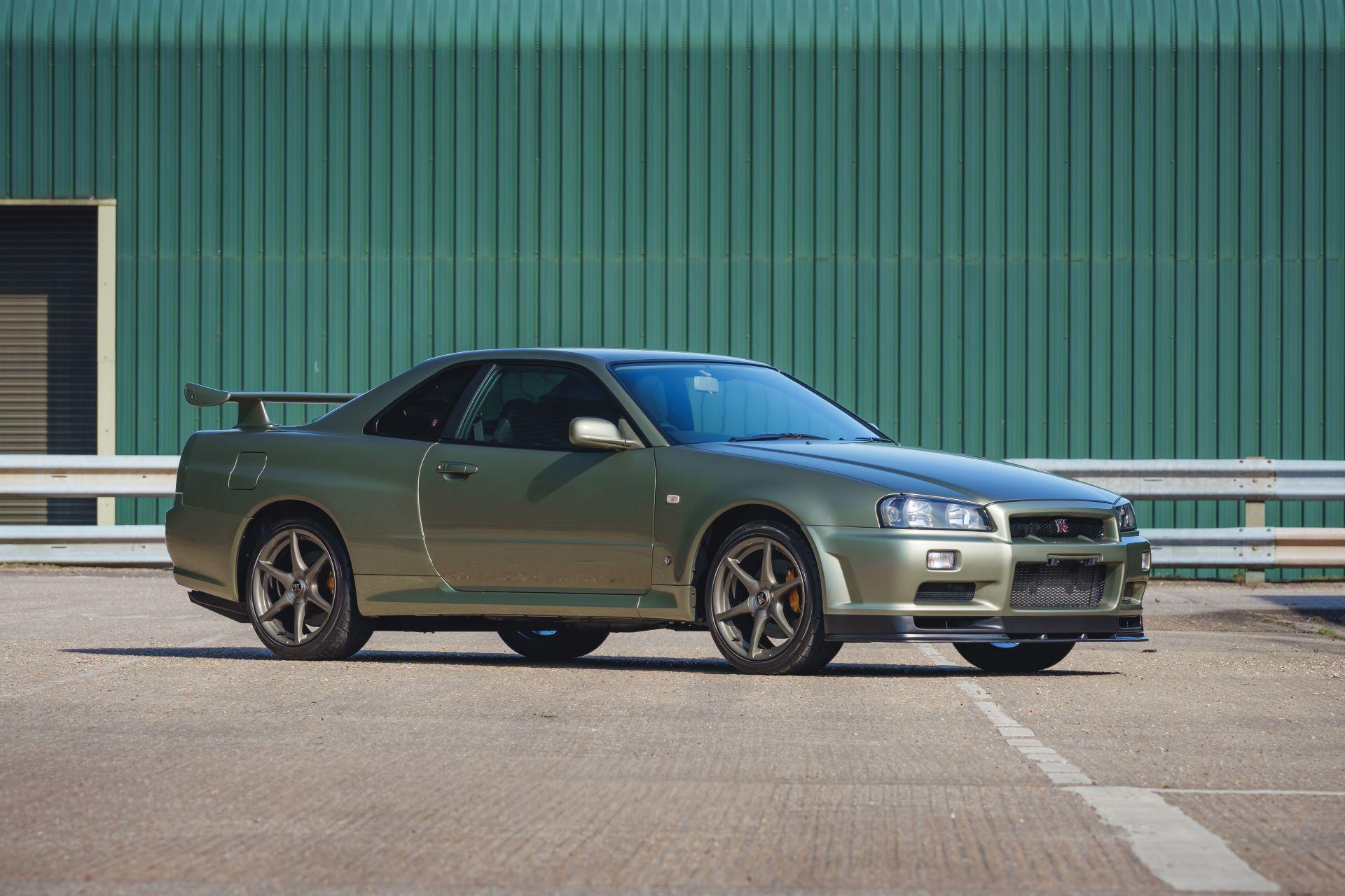 R34skylinegt rcollectionheadlinesvilladestesale 1