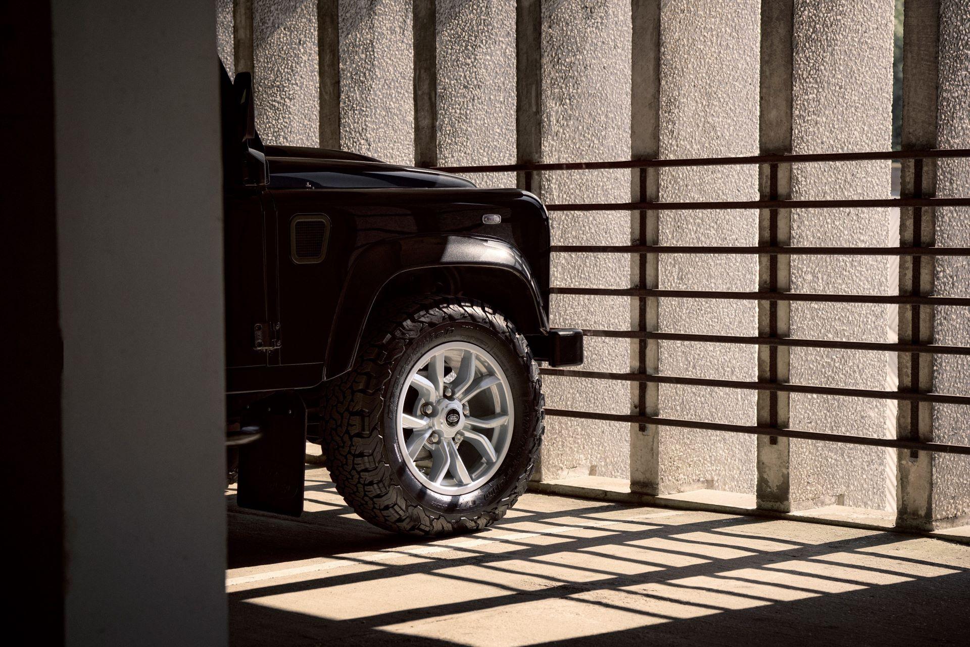 New18 inchbowleralloywheelsforclassicdefender