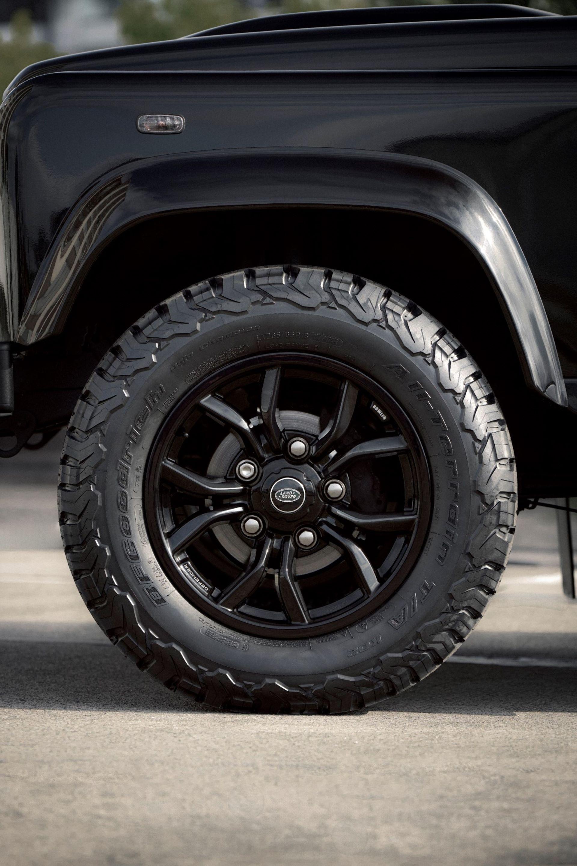 New18 inchbowleralloywheelsforclassicdefender 2