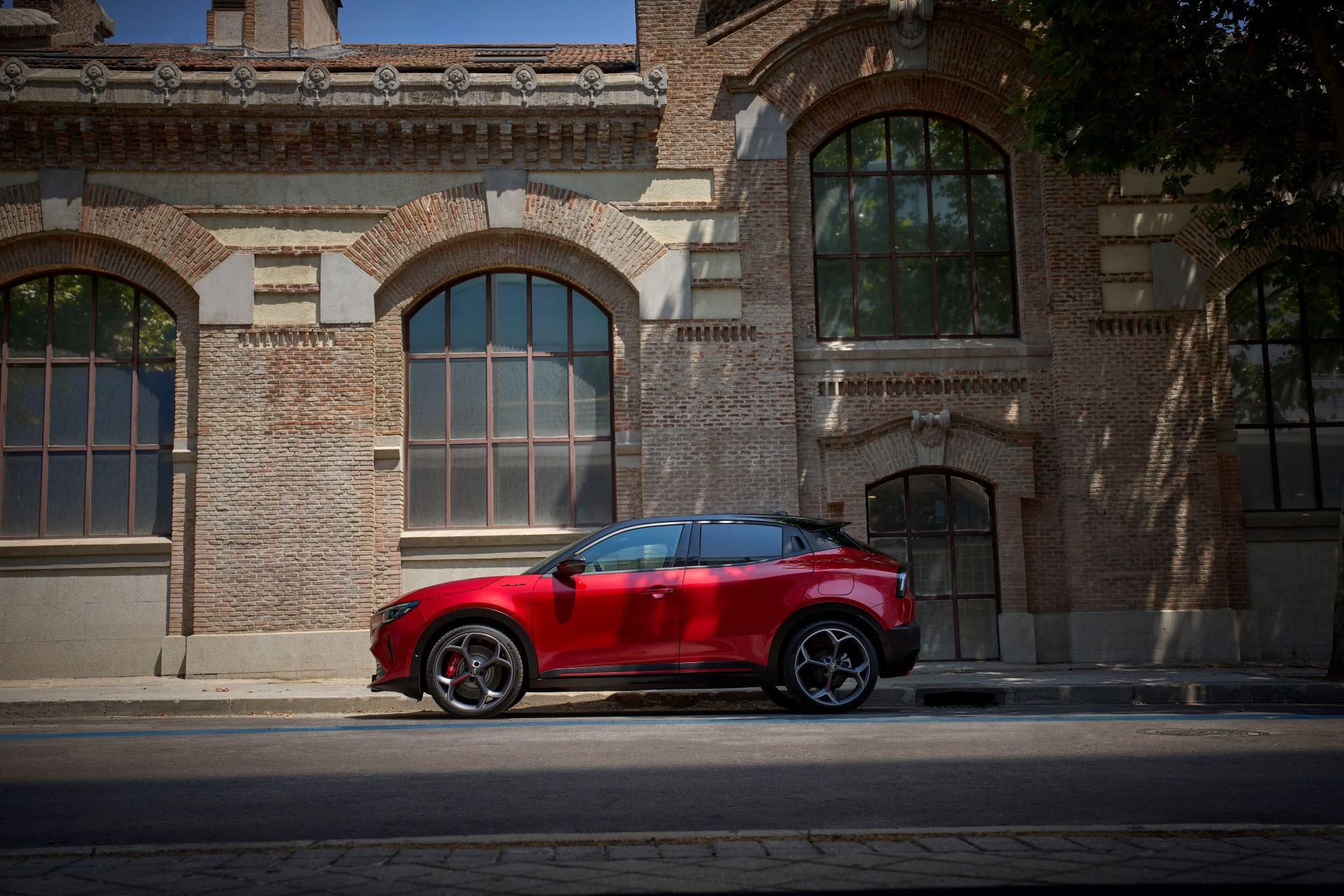 Alfaromeojuniorcampaignendswithemotionaltwist 6