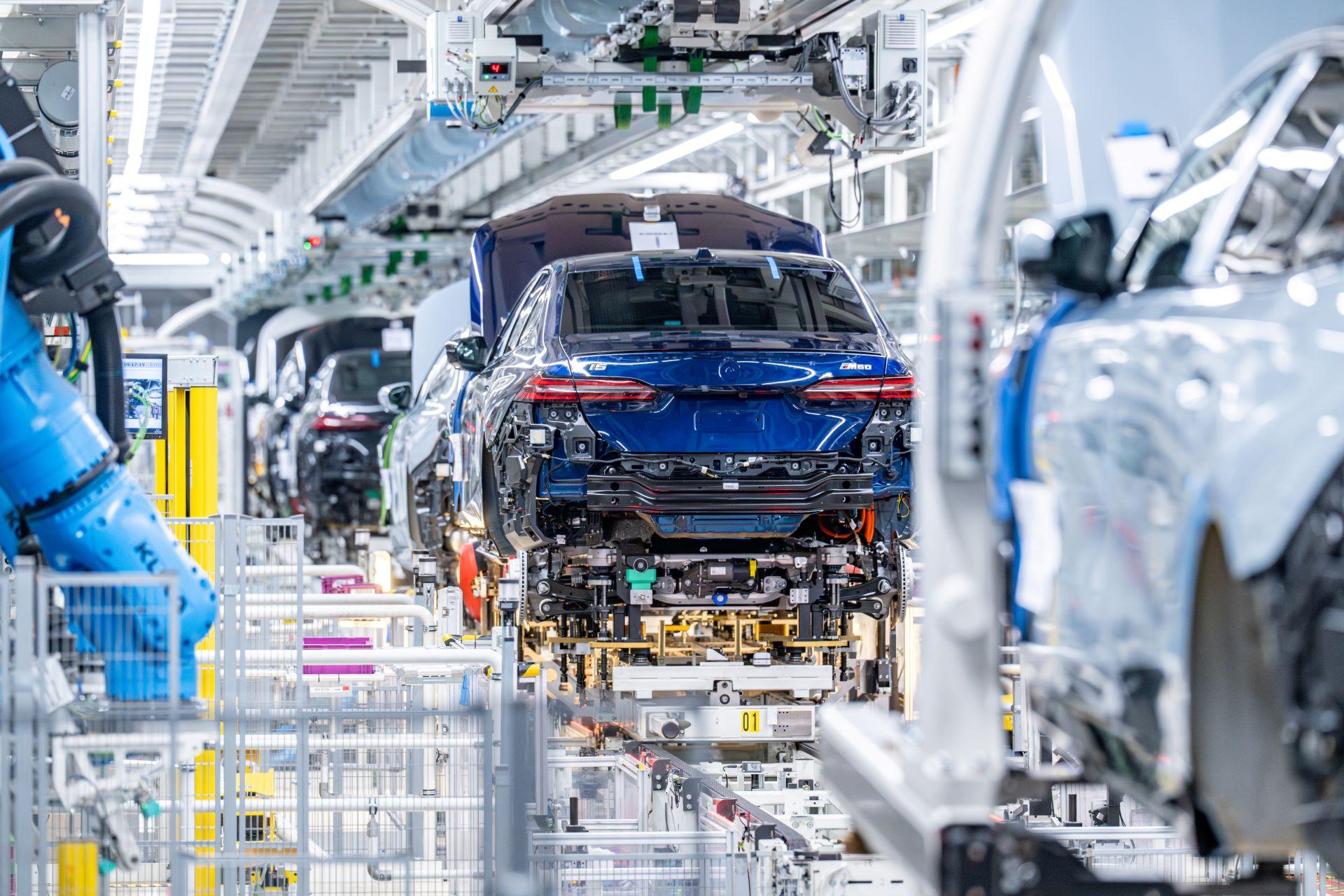 Bmwreachestwomillionelectricvehiclemilestone 1