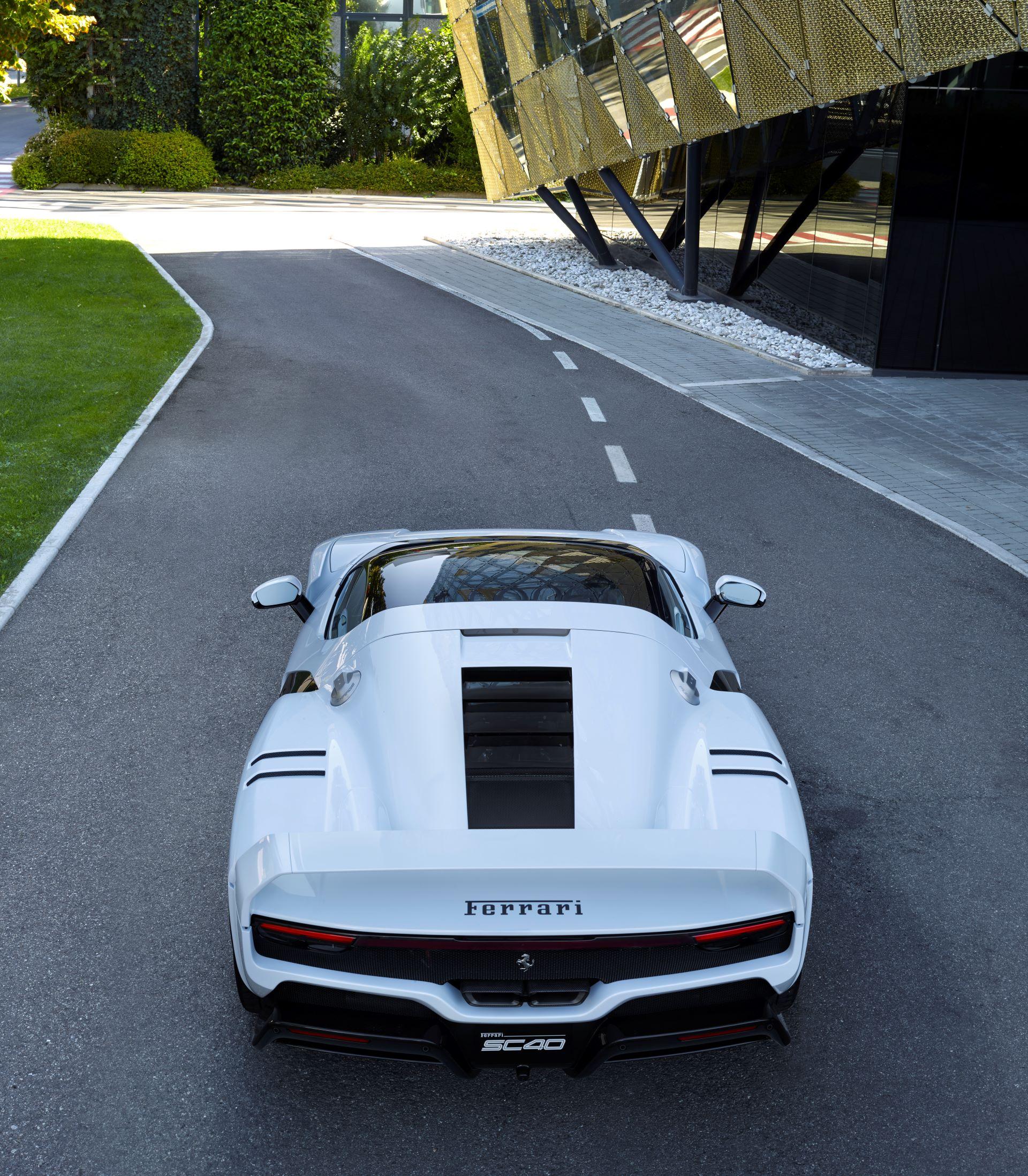 Ferrarisc40winsreddotbestofthebest2026designaward 4