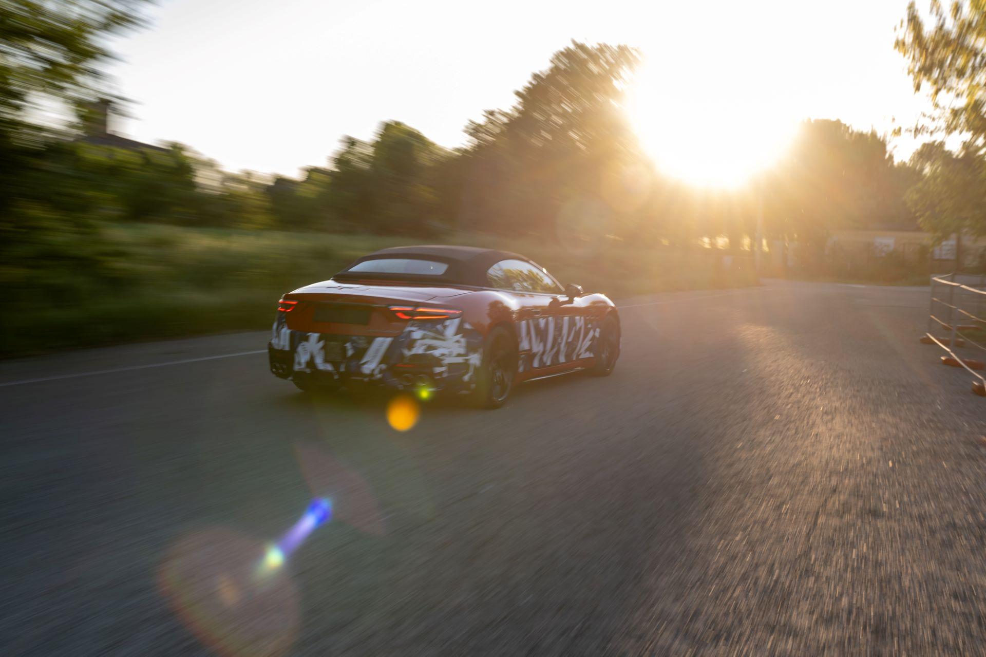 Maseraticontinuestestingtrioonmodenaroads 3