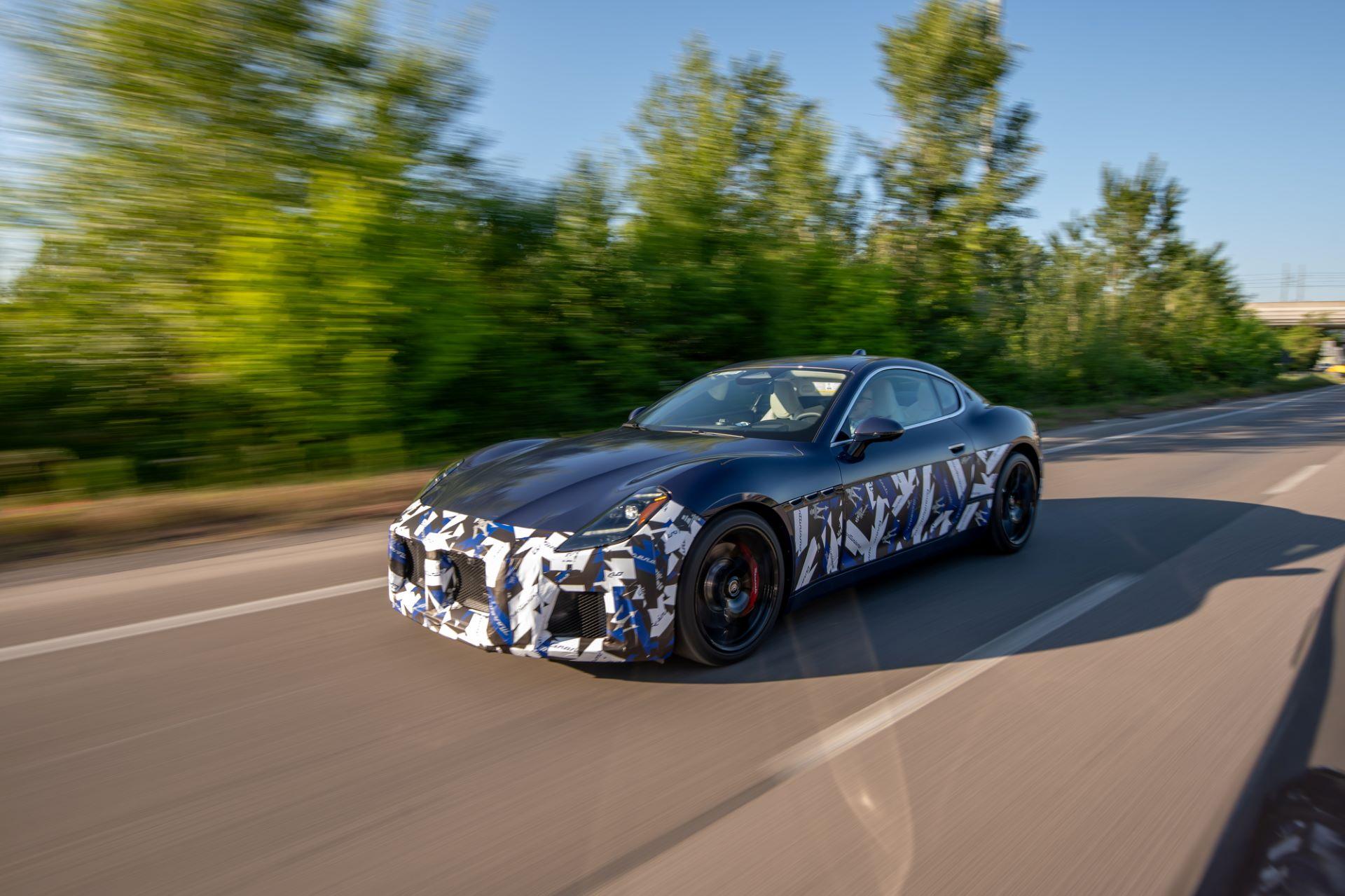 Maseraticontinuestestingtrioonmodenaroads 1