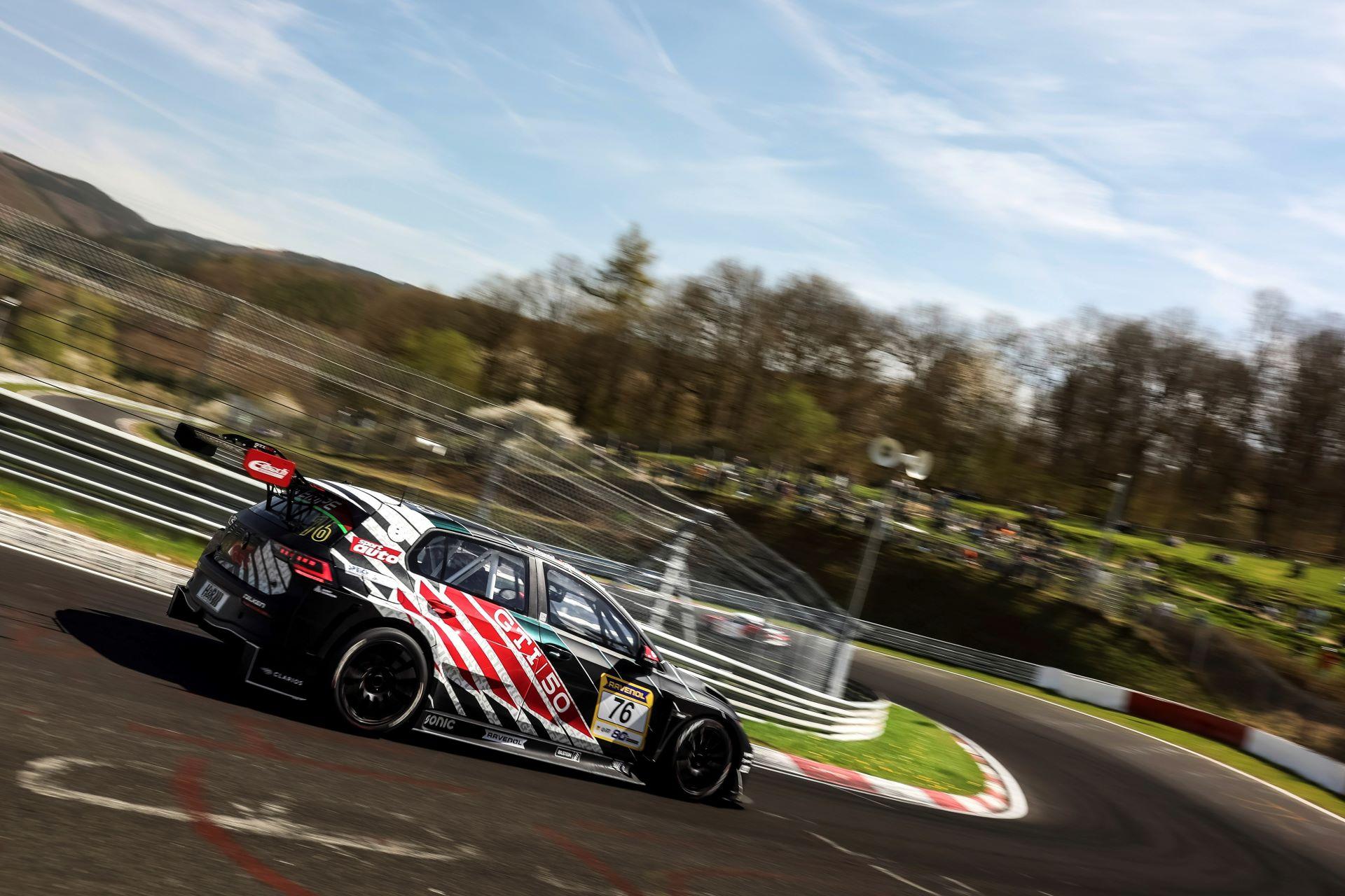 Volkswagencelebrates50yearsofgtiatnrburgring 1