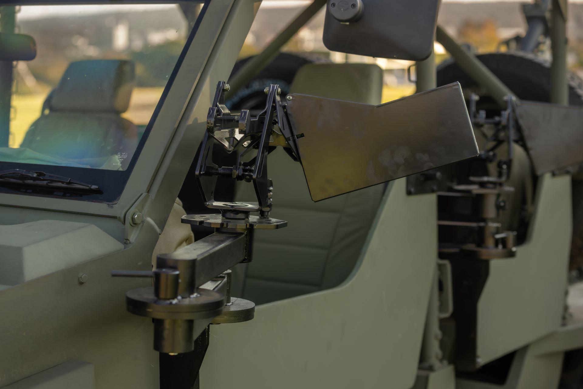 Svimaxrecon6x6tacticalvehicleunveiled 1