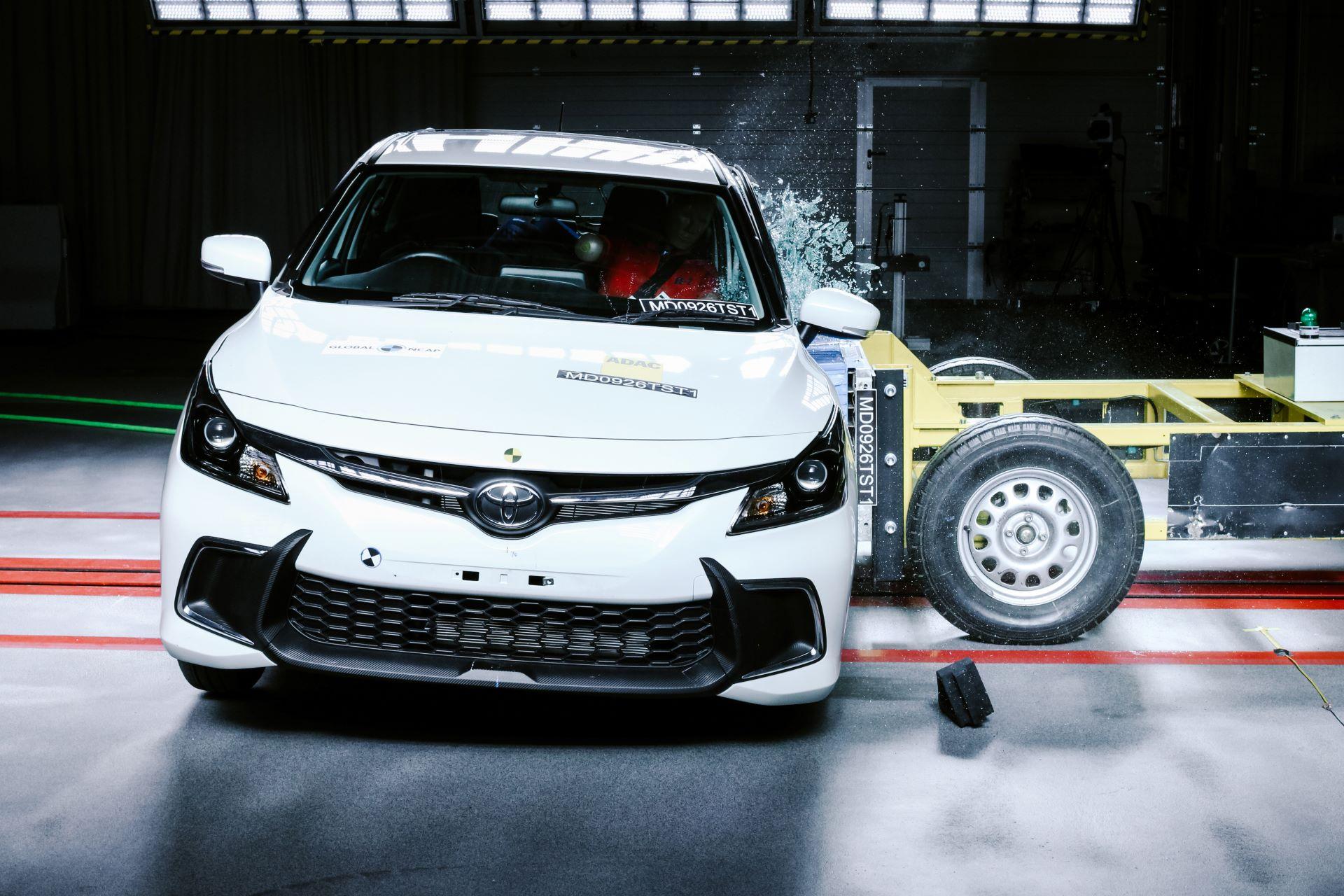 Toyotastarletcrashtestraisessafetyalarminafrica