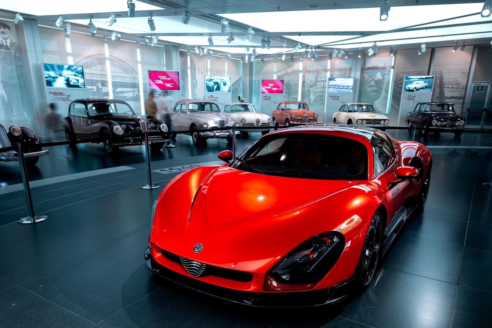 Alfaromeo33stradaletwodeliveriesonelegend 2