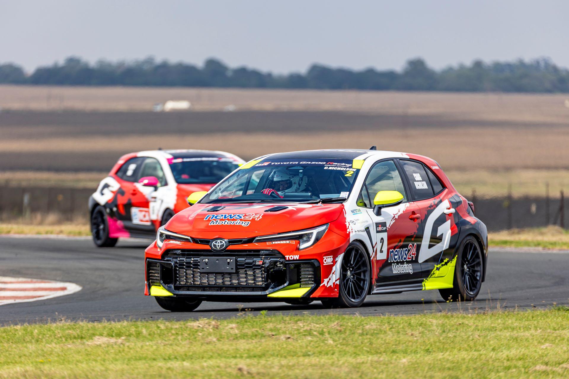 Toyotagazooracingheadstozwartkopsforround3 6