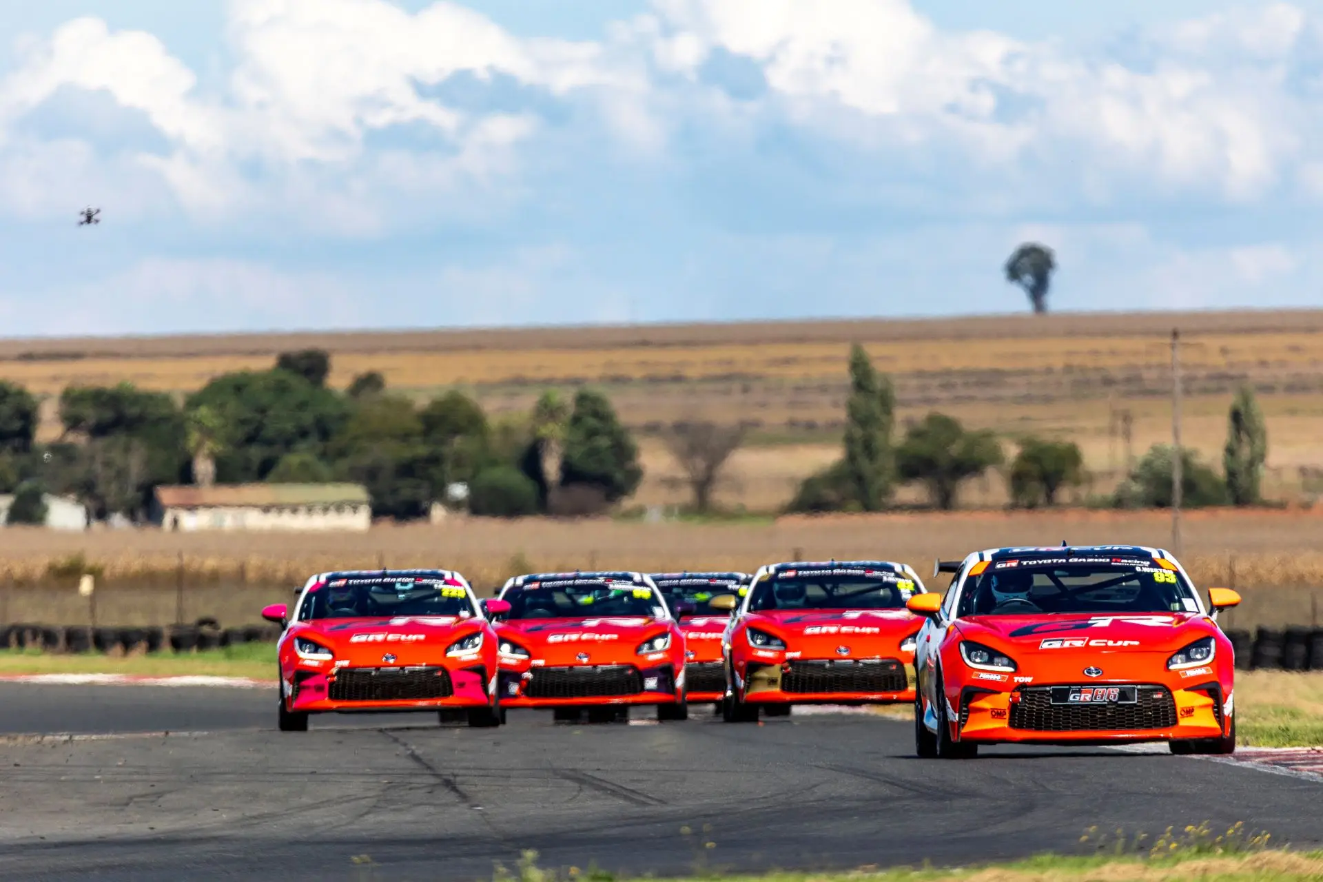 1779203662023-130956660-toyotagazooracingheadstozwartkopsforround3.jpg