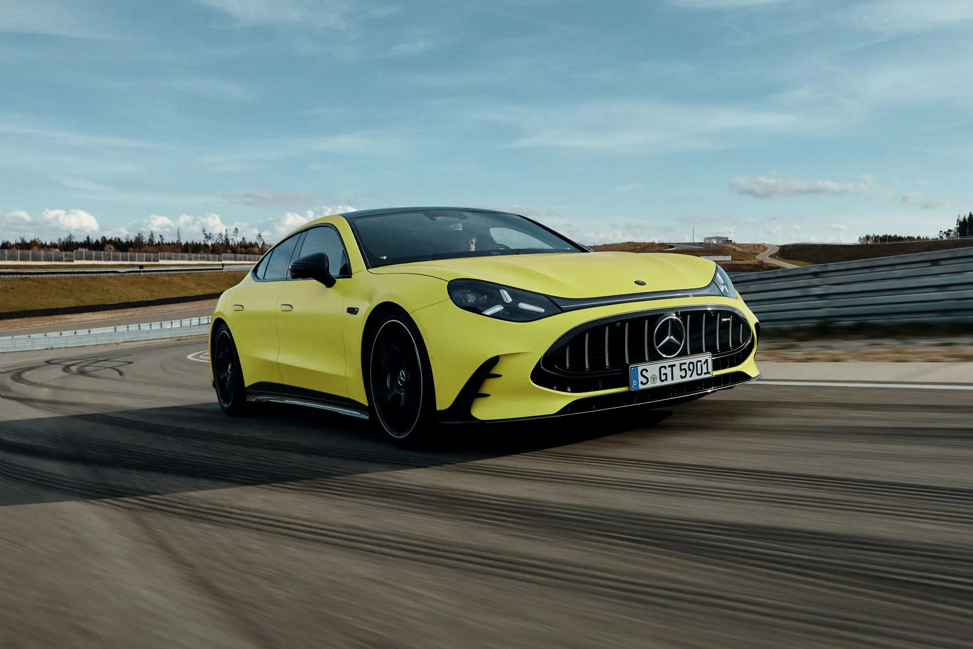 1779262080168-802405595-mercedes-amggtevrewritesperformancerulebook.jpg