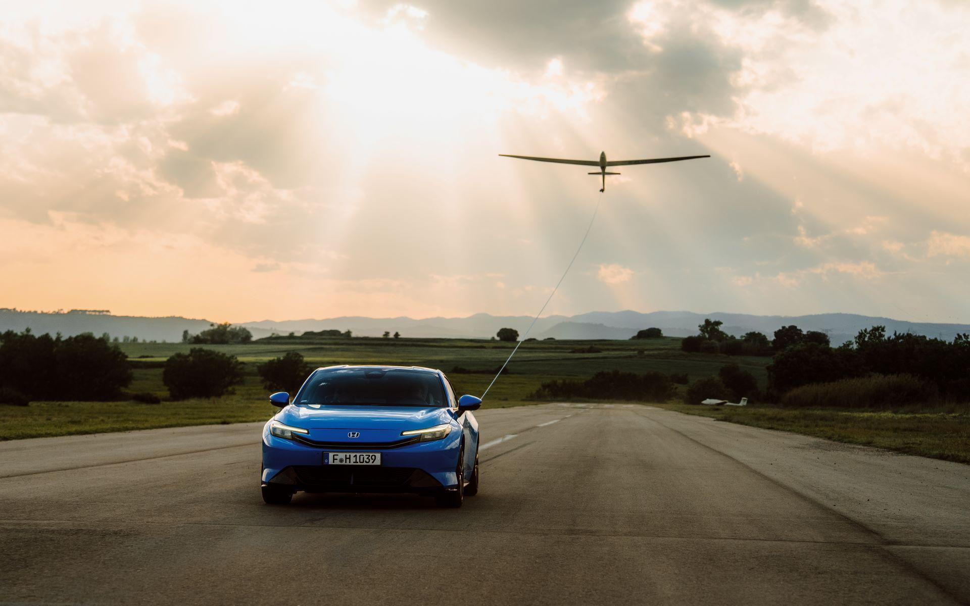 Hondapreludeunlimitedglideredefinessportscoupe 2