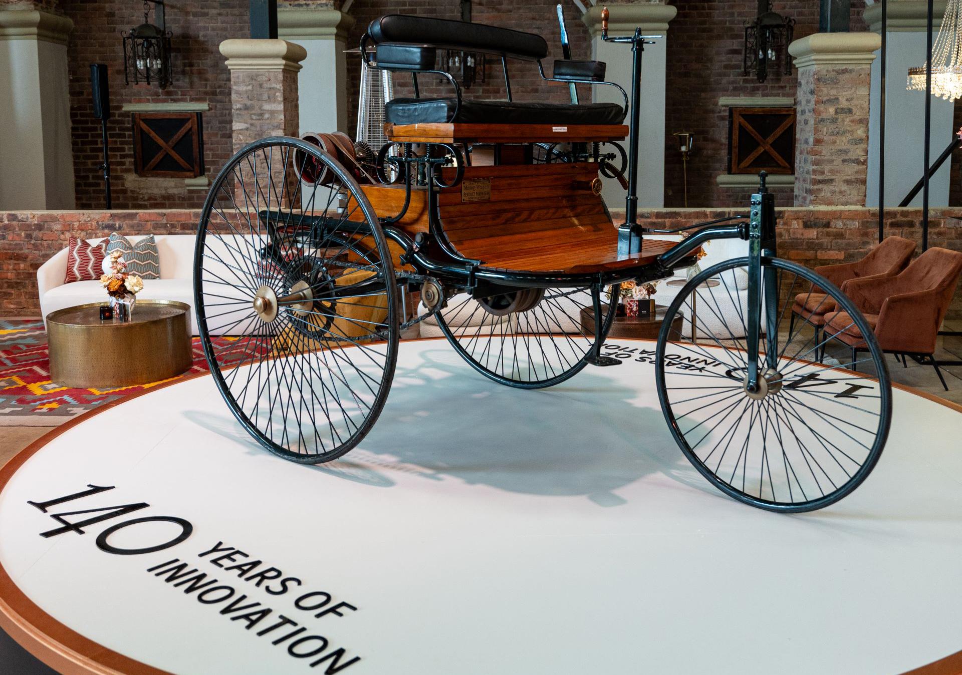 Mercedes benzsahonoursagentsat140 yearawards 1