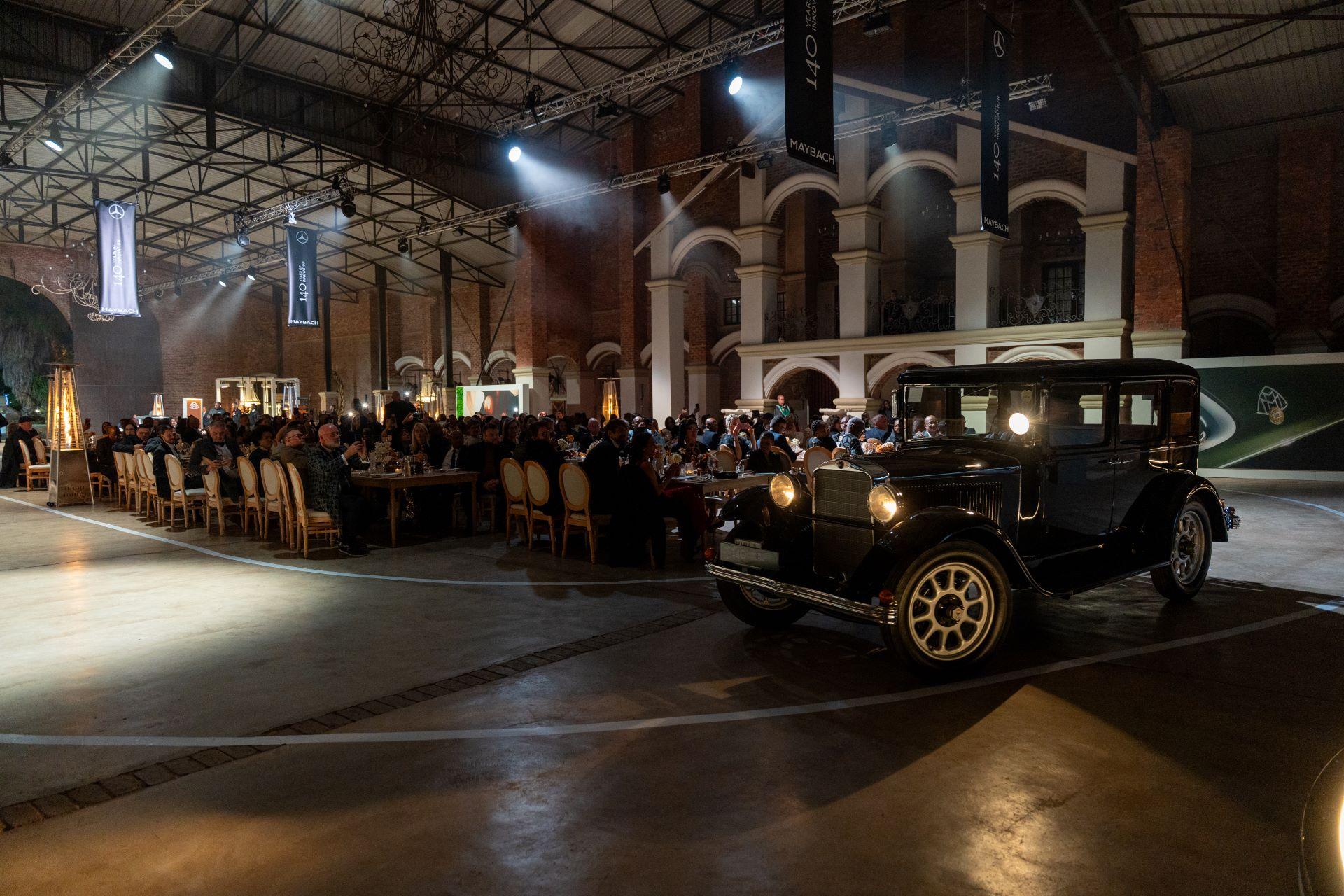Mercedes benzsahonoursagentsat140 yearawards