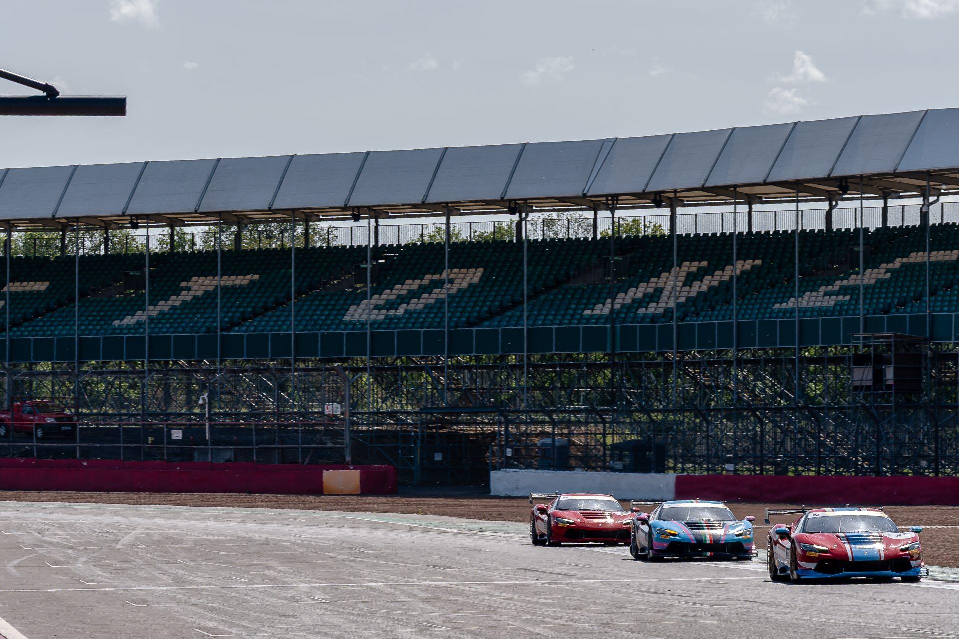 Yatesdominatesferrarichallengeatsilverstoneweekend 3
