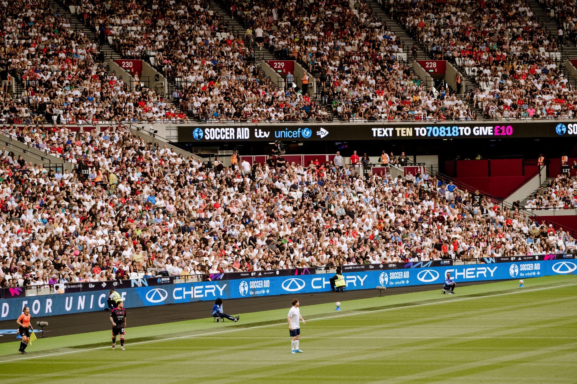 Cheryukpledges10pertiggoforsocceraid 5