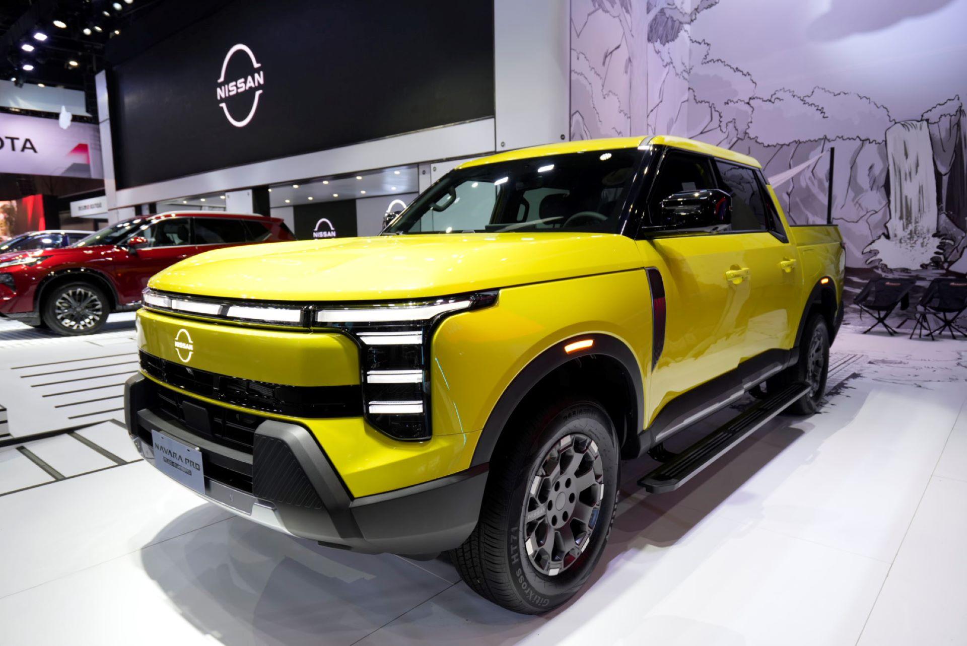 Nissanunveilsnavaraphevandprimeraevforexport