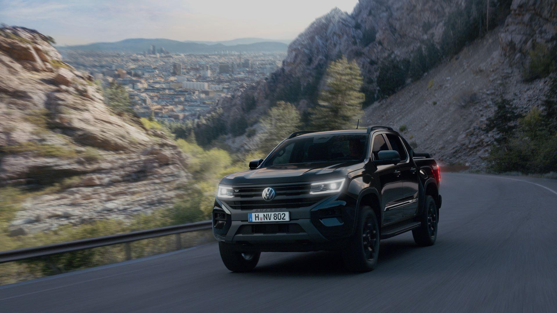 Volkswagenamarokdarklabelarrivesinsouthafrica