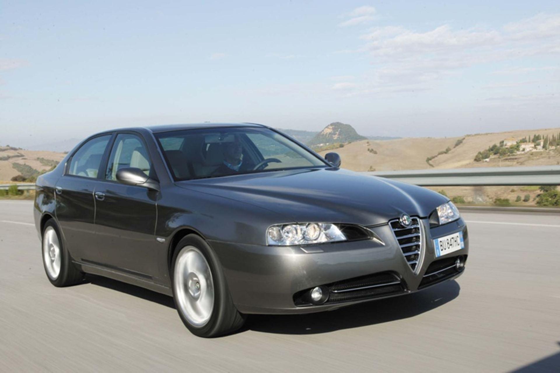 THE NEW ALFA 166 ARRIVES ON SOUTH AFRICA’S SHORES