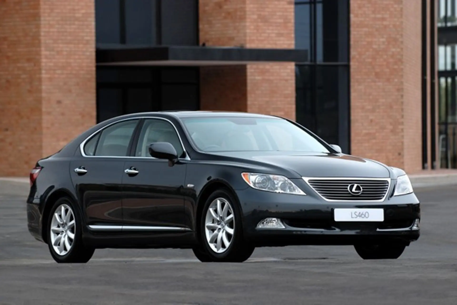 Lexus LS460 South Africa Car Shows2