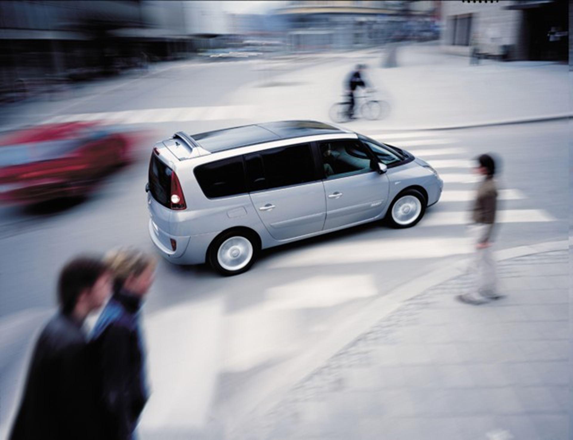 Renault Espace Still Leads the Way Car Shows