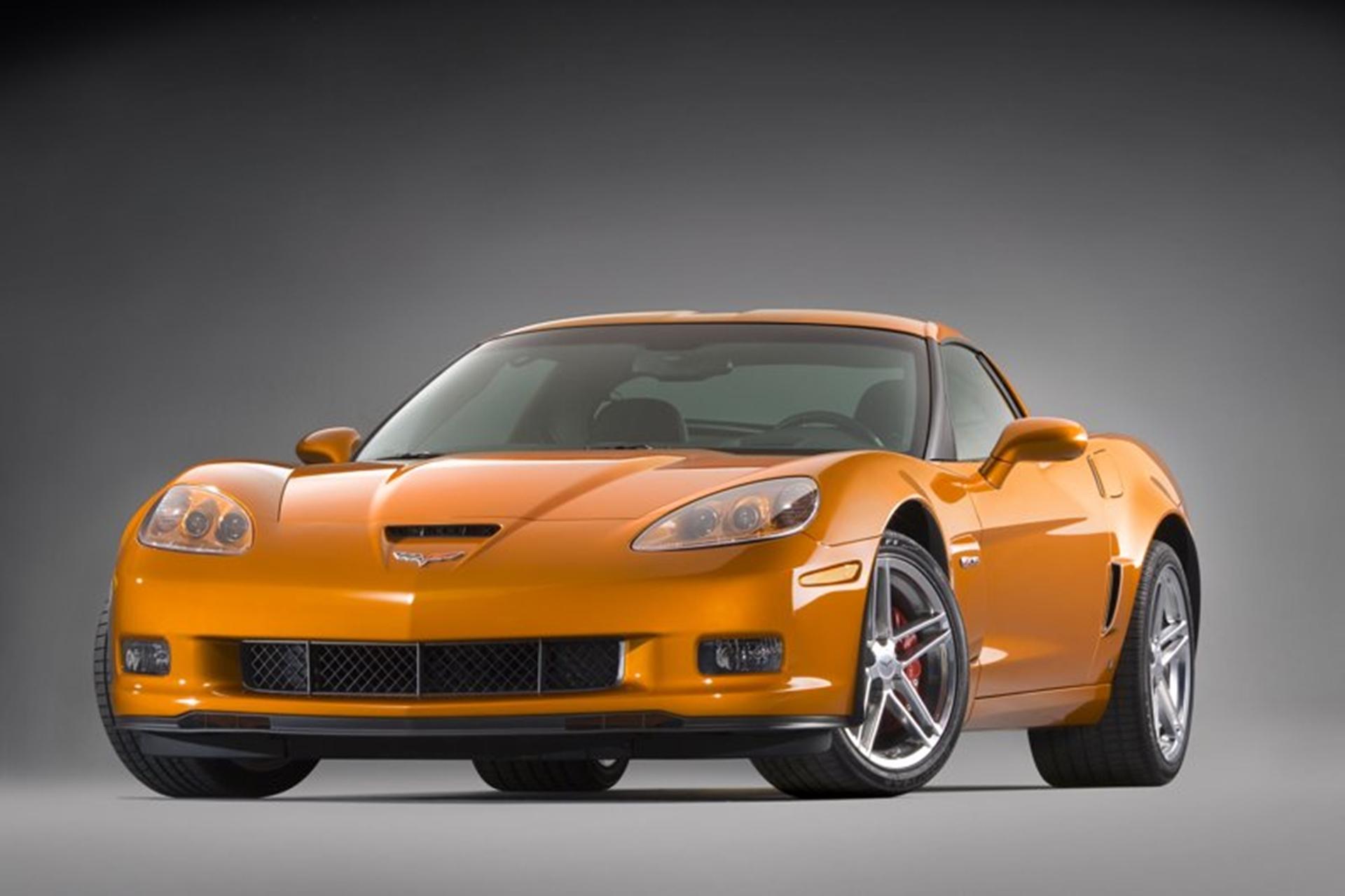 RACE BRED CORVETTE Z06 FROM CHEVROLET