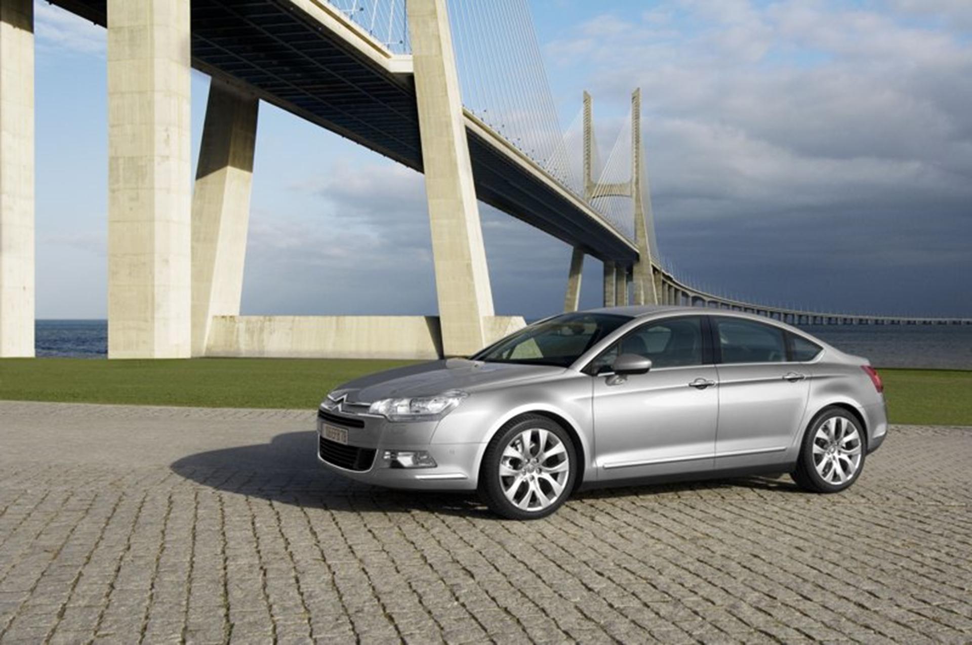 NEW CITROËN C5: AN AIR OF DISTINCTION