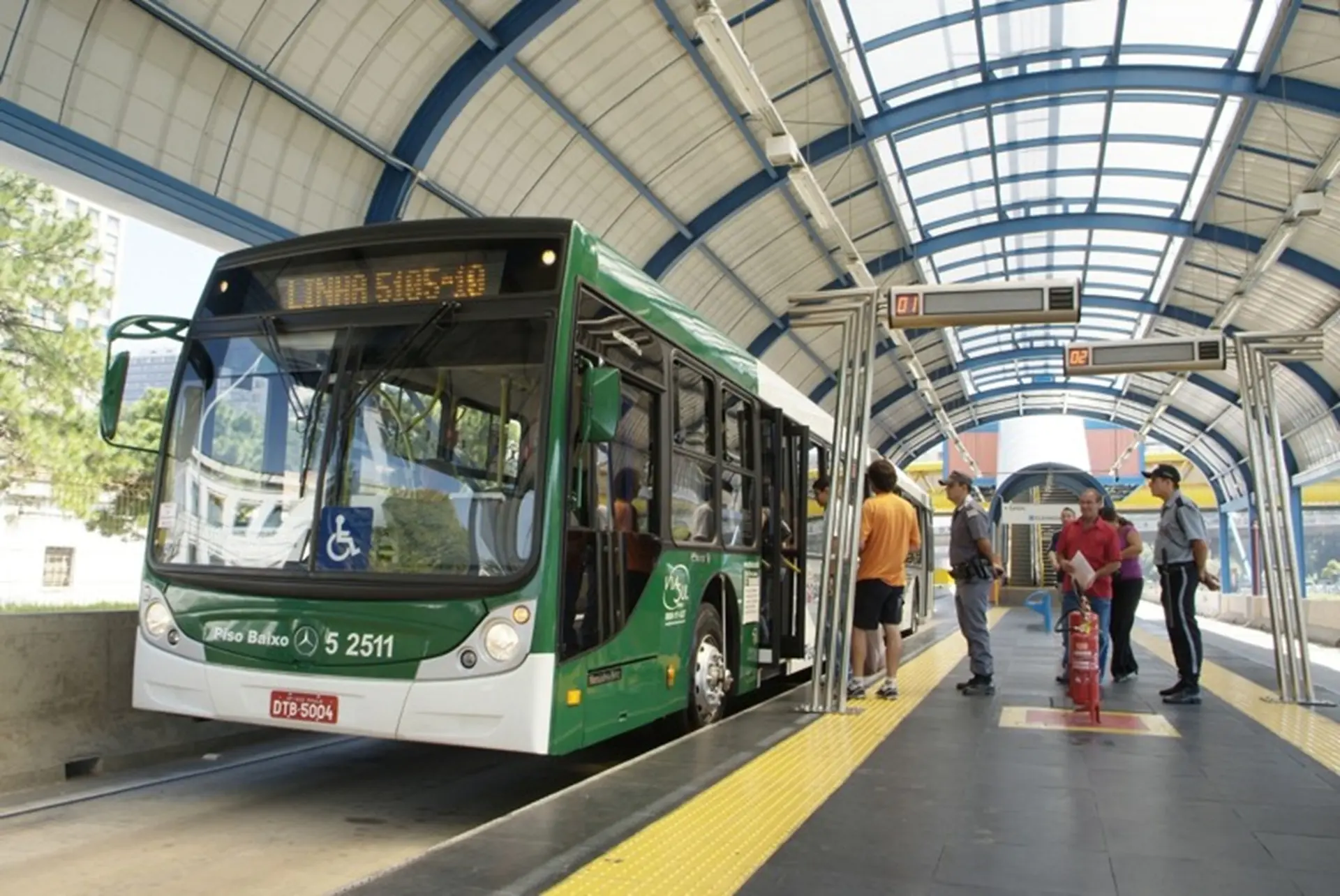 Mercedes 2008 Car Show Johannesburg