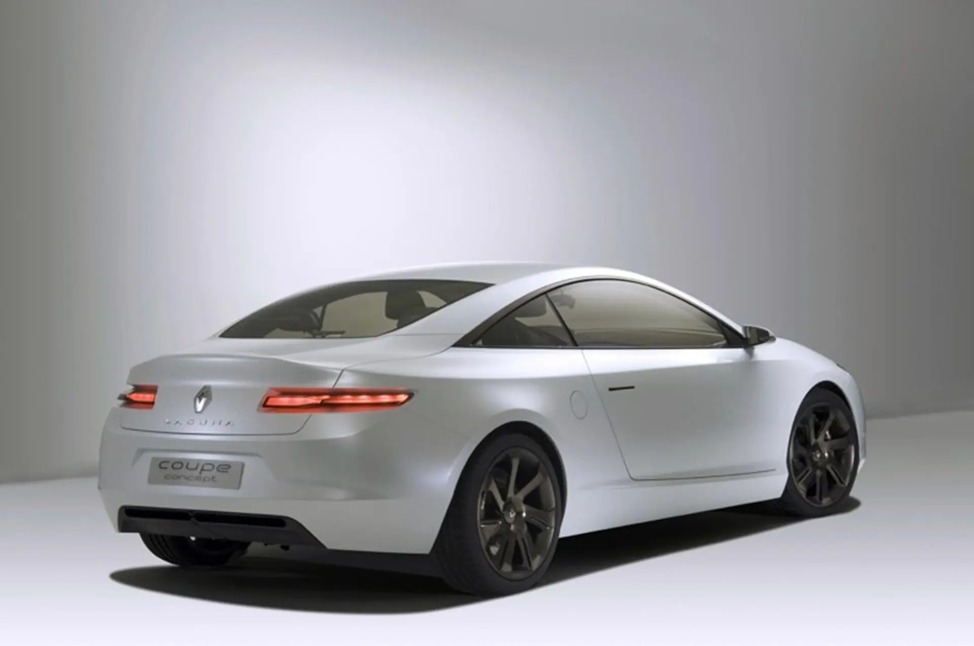 Renault Coupe 2008 Laguna Car Shows