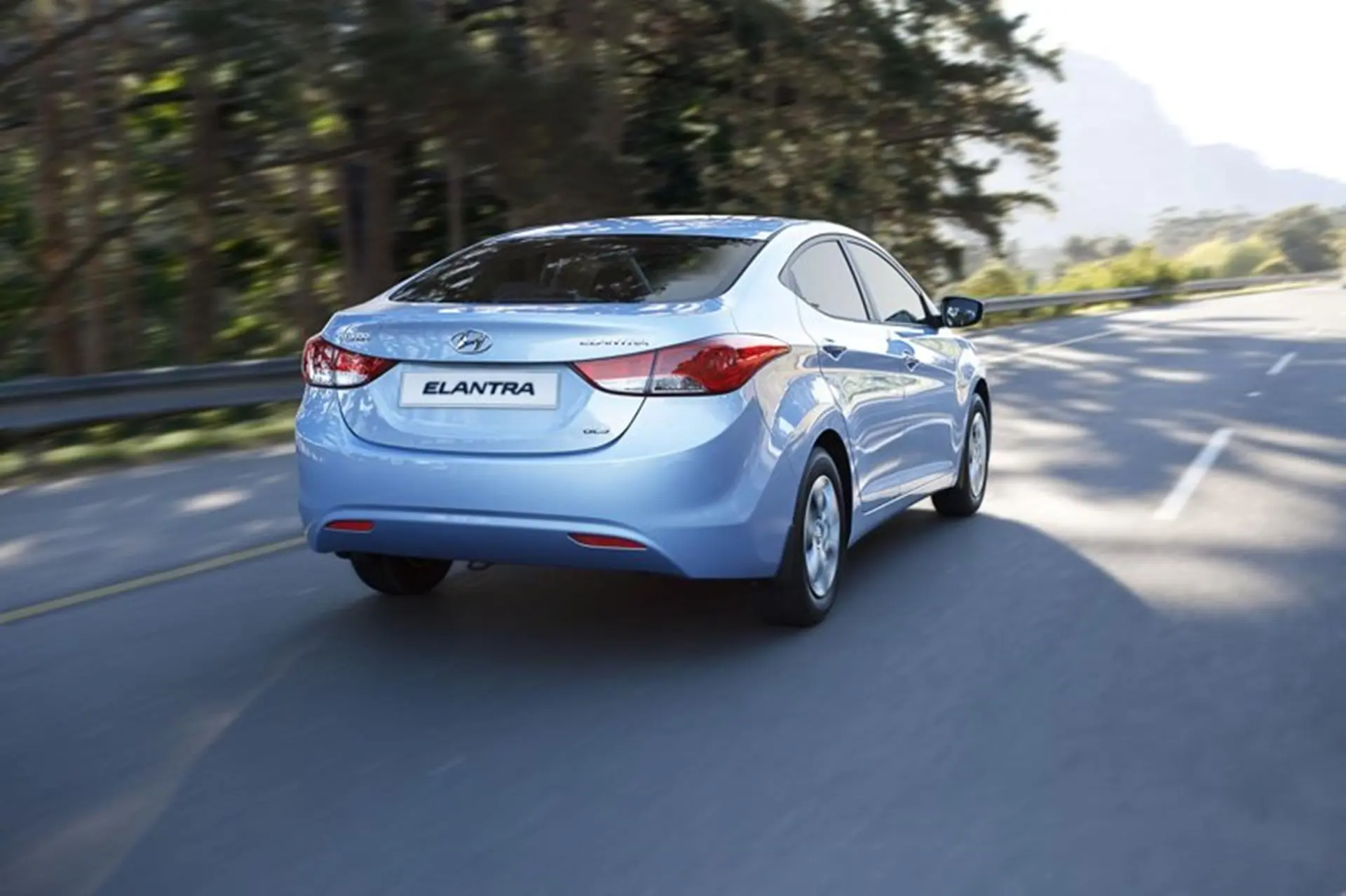 Huyndai Elantra 2011 Rear View