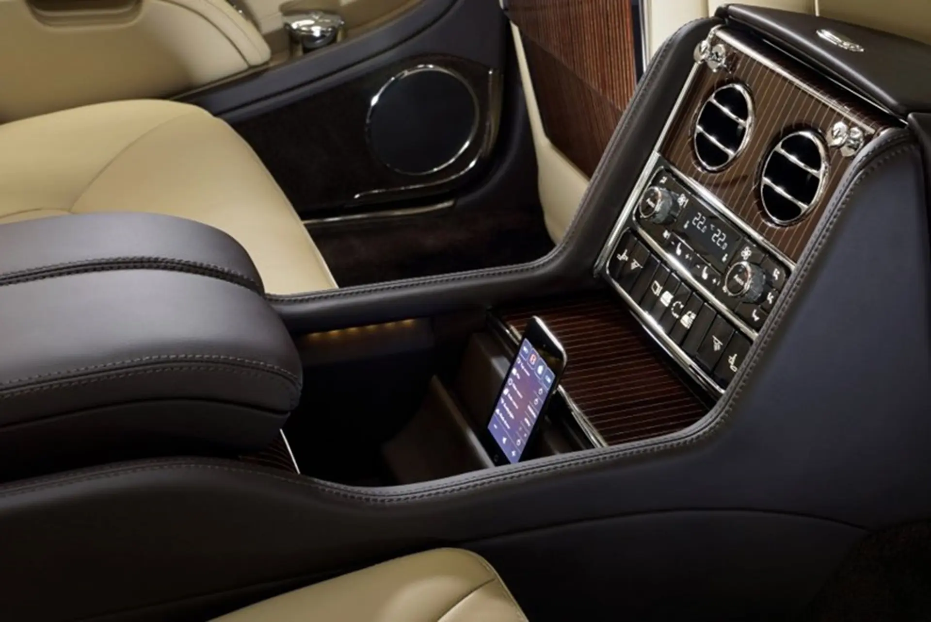 Bentley Rear Console