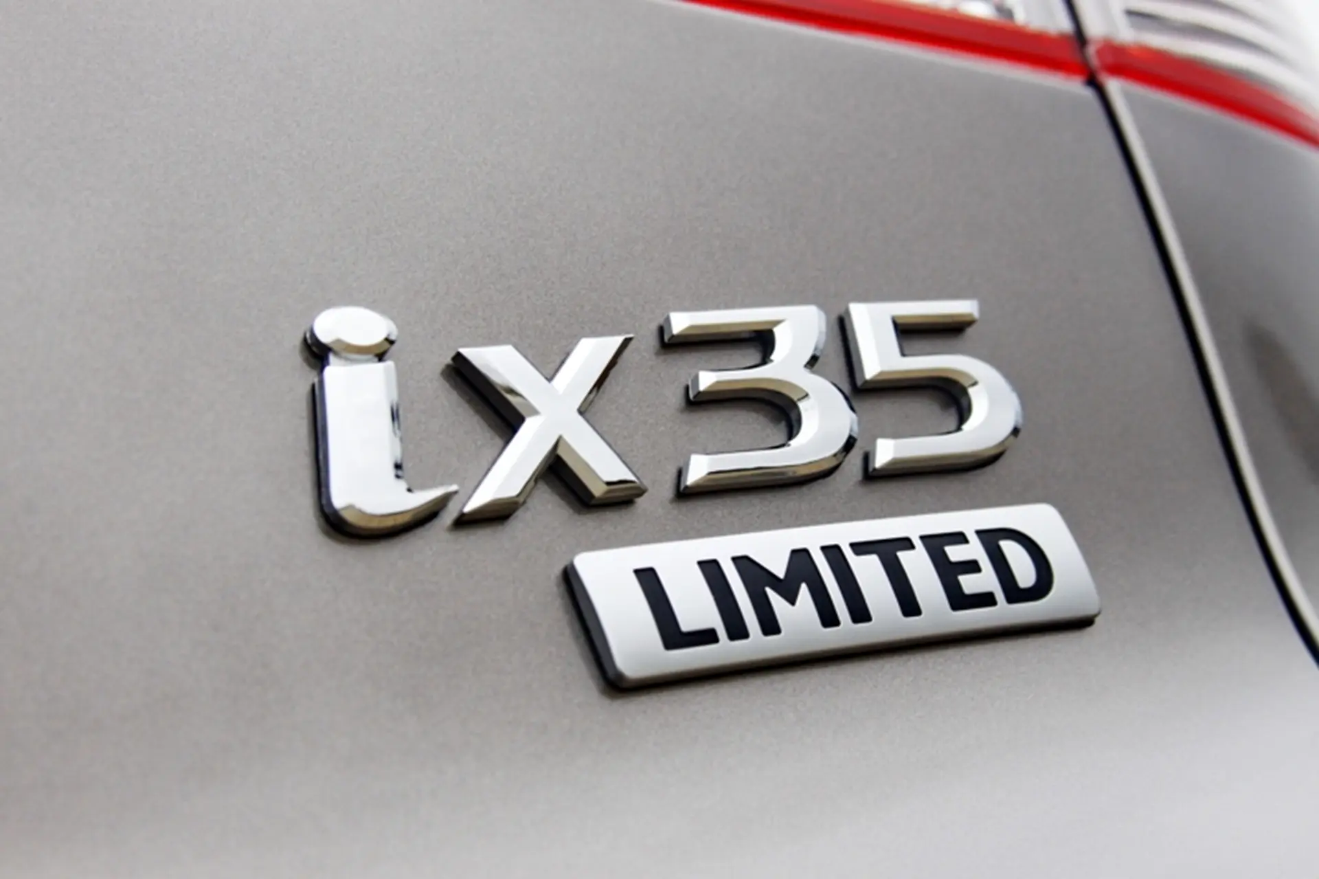 Hyundai IX35 Limited Logo