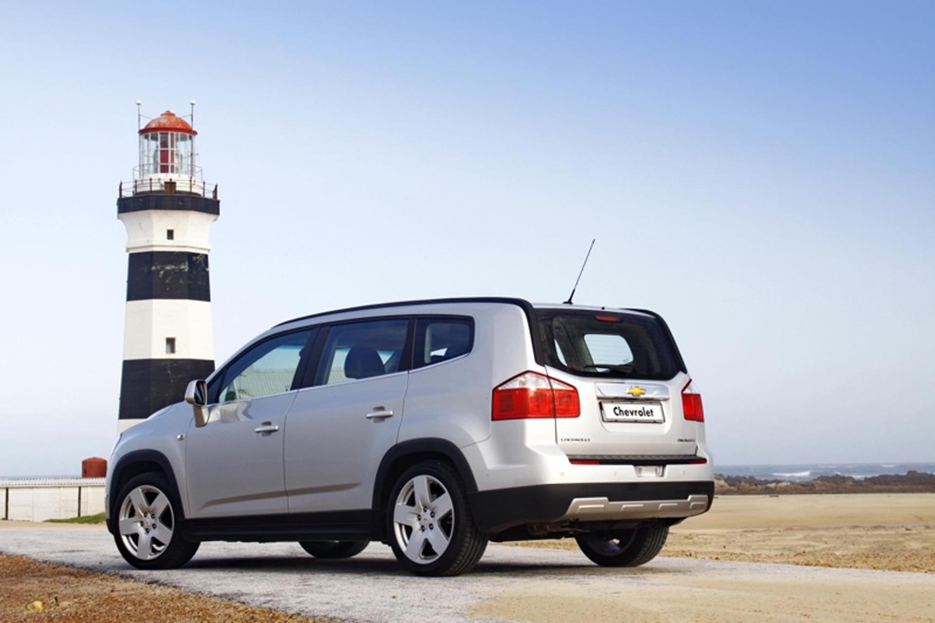 7-SEAT FUNCTIONALITY AND BOLD STYLING DEFINE CHEVROLET ORLANDO MPV