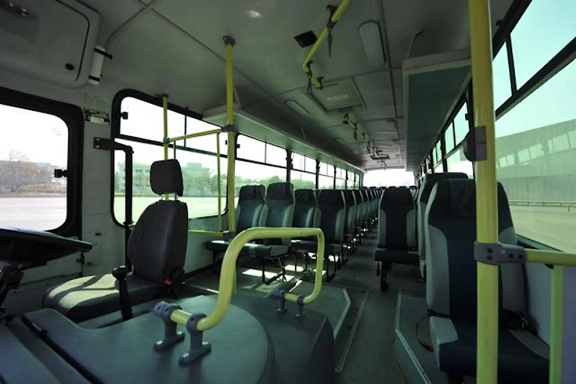 LPO 1823 STARBUS Inside