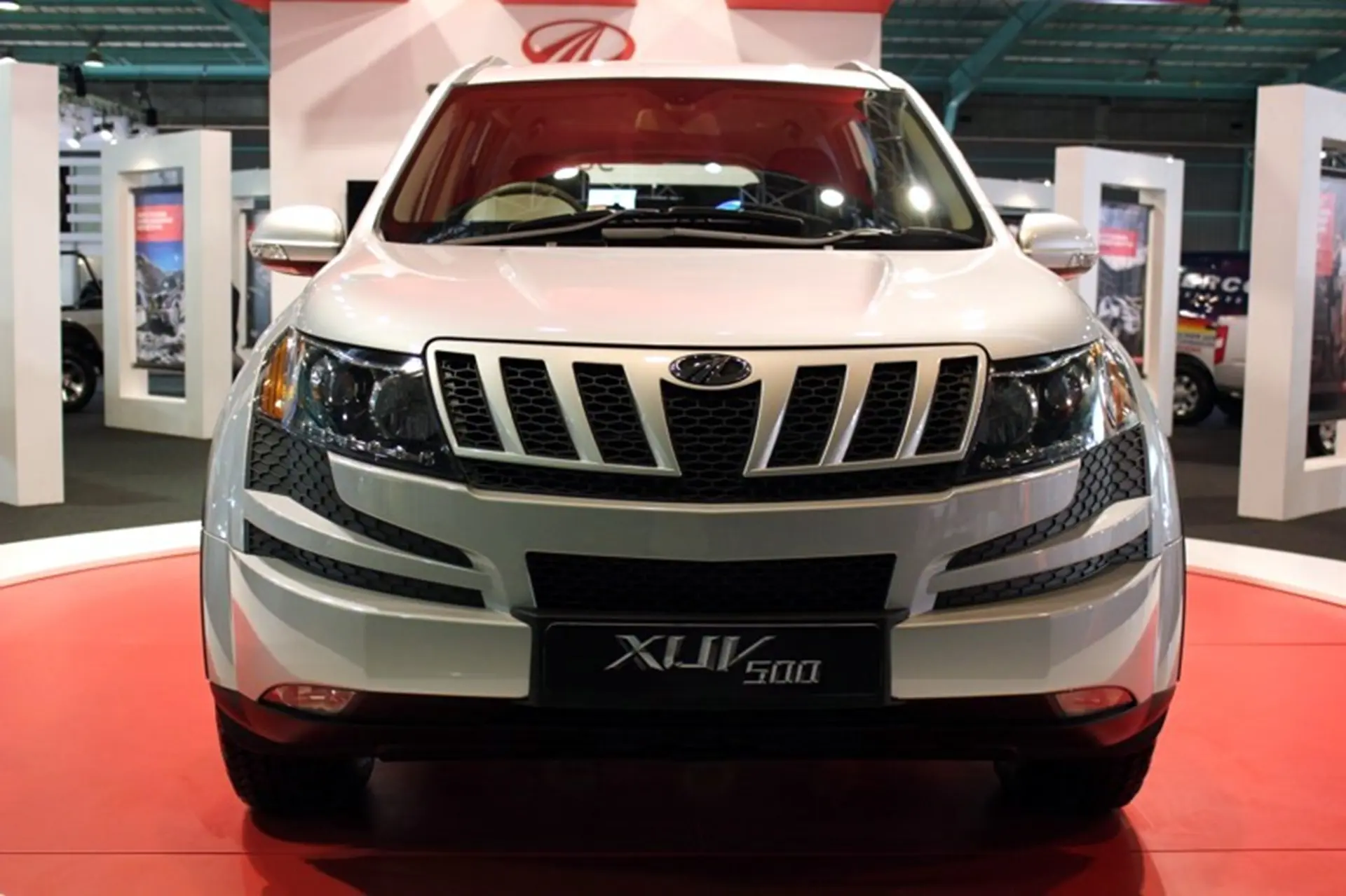 Mahindra xuv 500