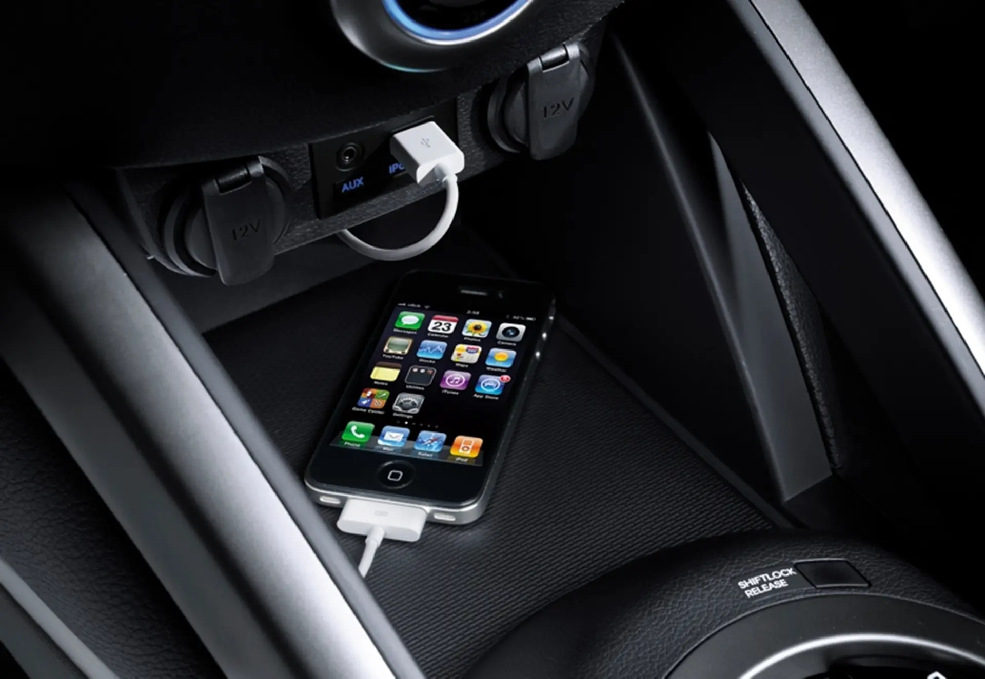 Veloster iPod